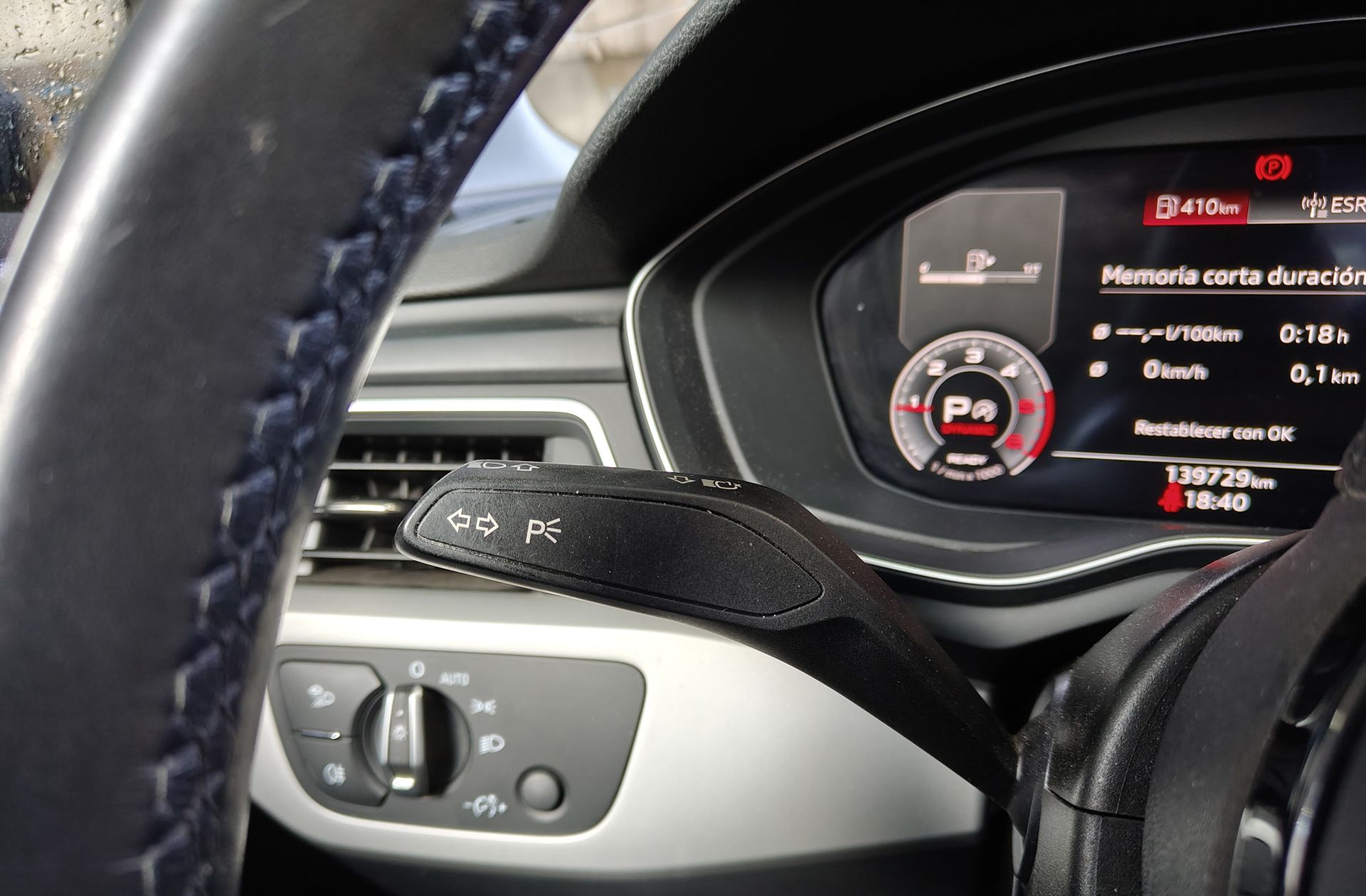 Audi A4 S line 40 TDI quattro S tronic - foto 29