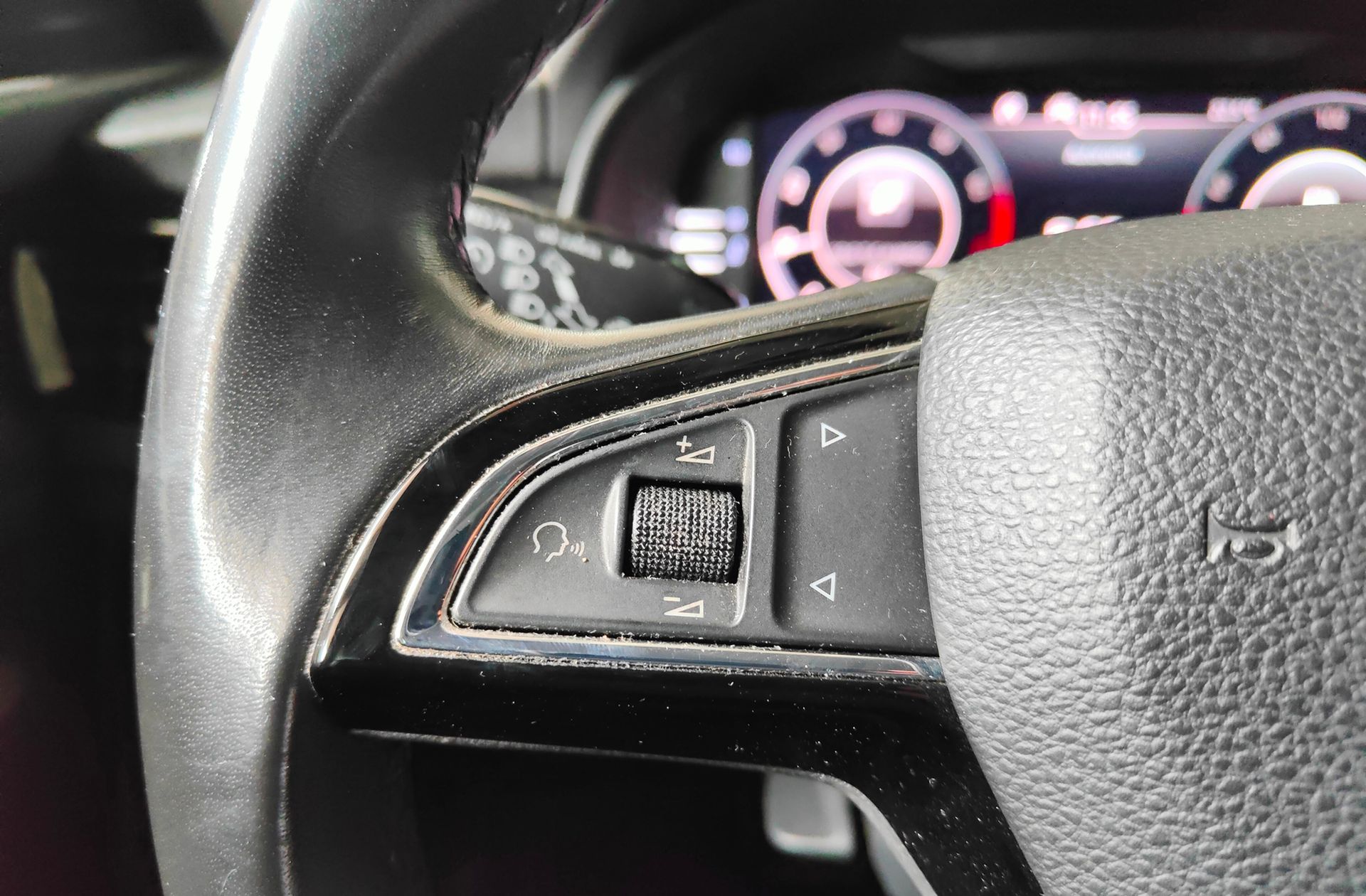Škoda Kamiq 1.0 TSI Ambition - foto 29