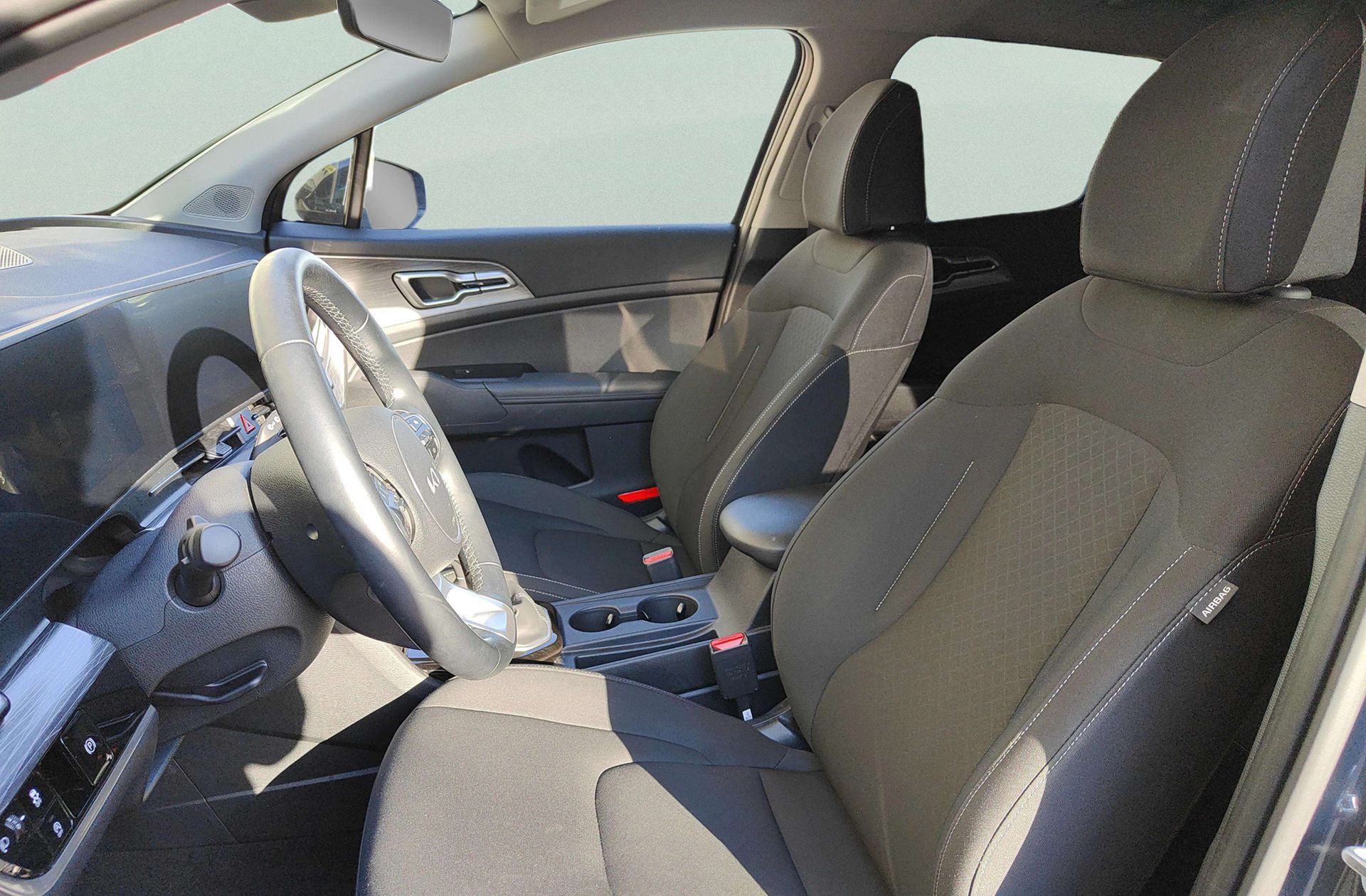 Kia Sportage 1.6 T-GDi Concept 4x2 - foto 11