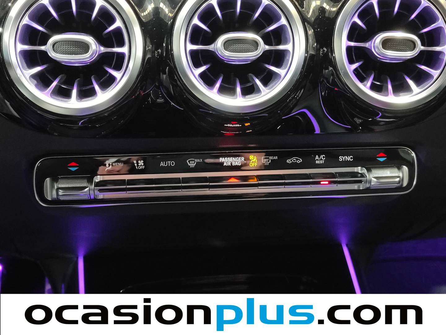 Foto Mercedes GLA Mercedes-Benz GLA 200 d (150 CV) Pack AMG