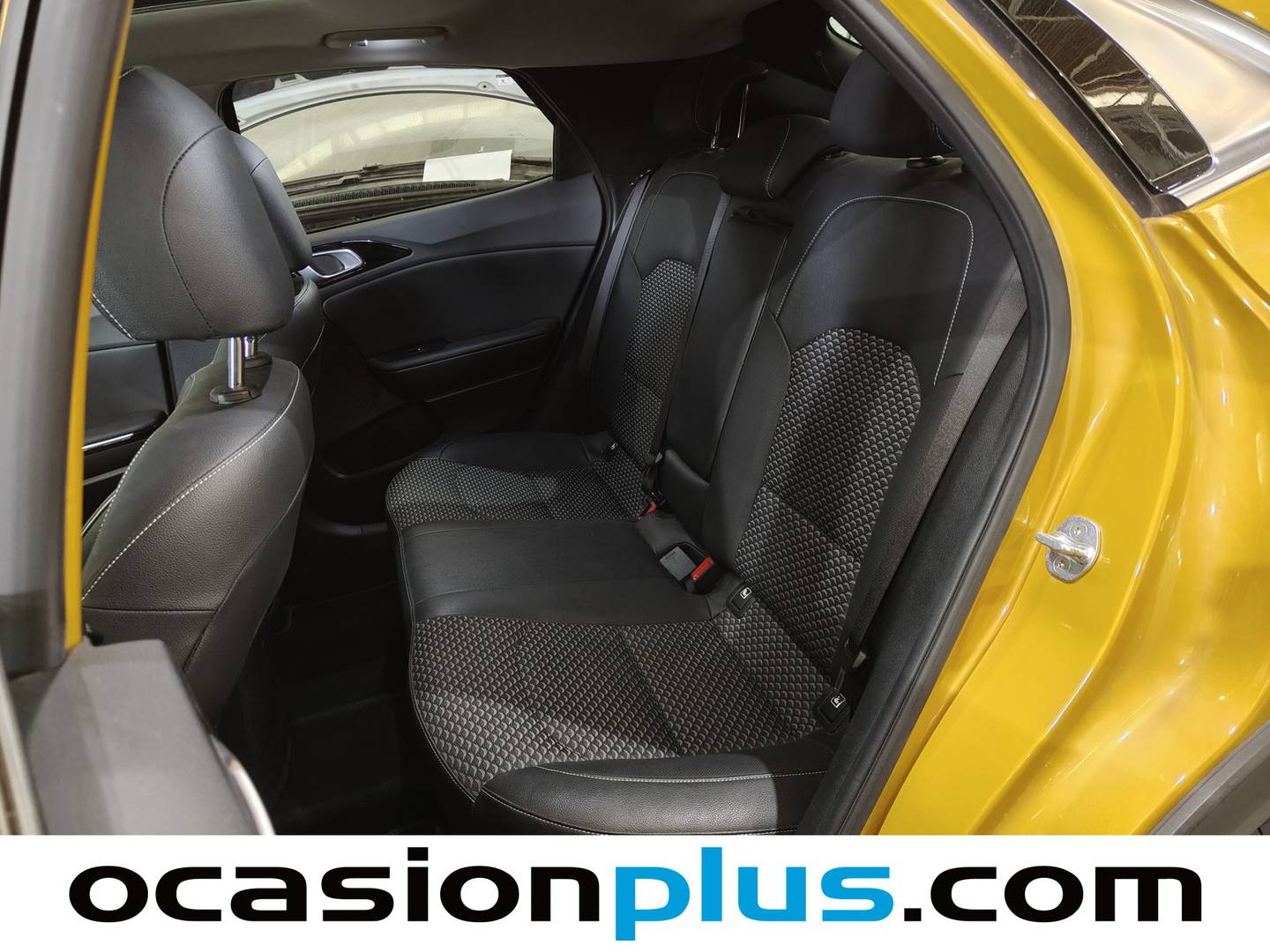 Foto asientos traseros KIA XCeed KIA XCeed 1.5 MHEV iMT Emotion (160 CV)