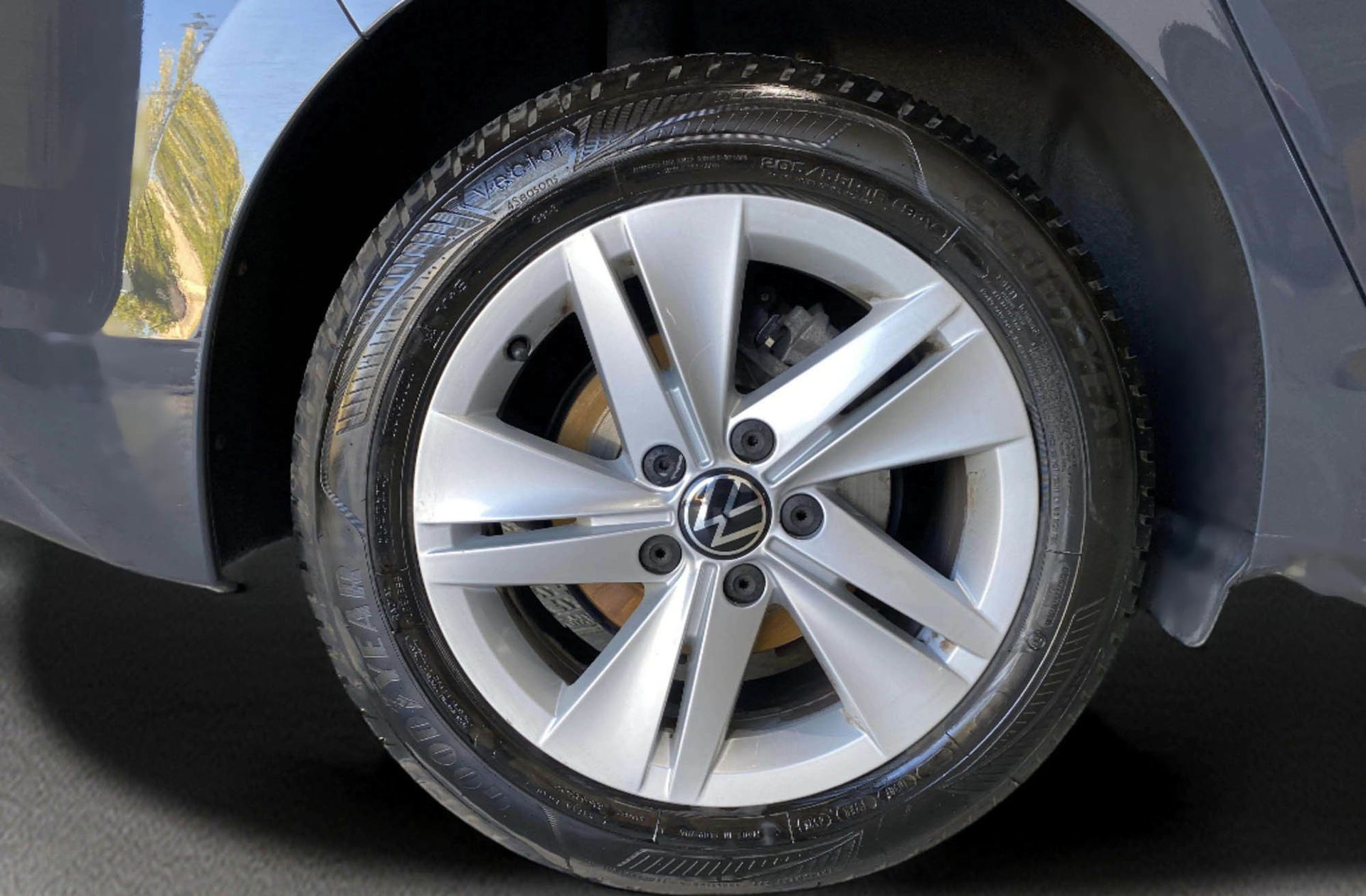Volkswagen Golf 2.0 TDI - foto 34