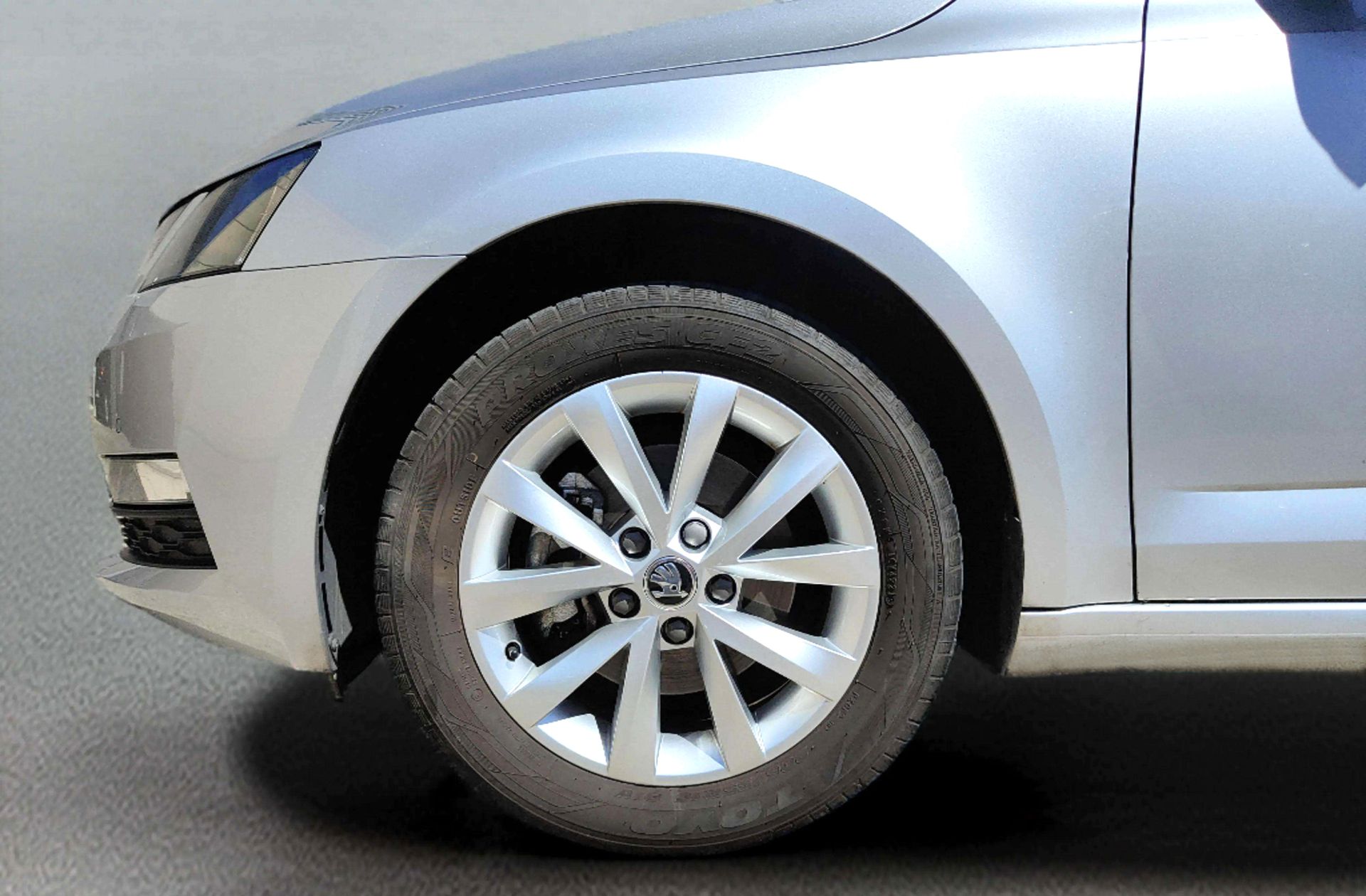 Škoda Octavia 1.4 TSI CNG Like - foto 39