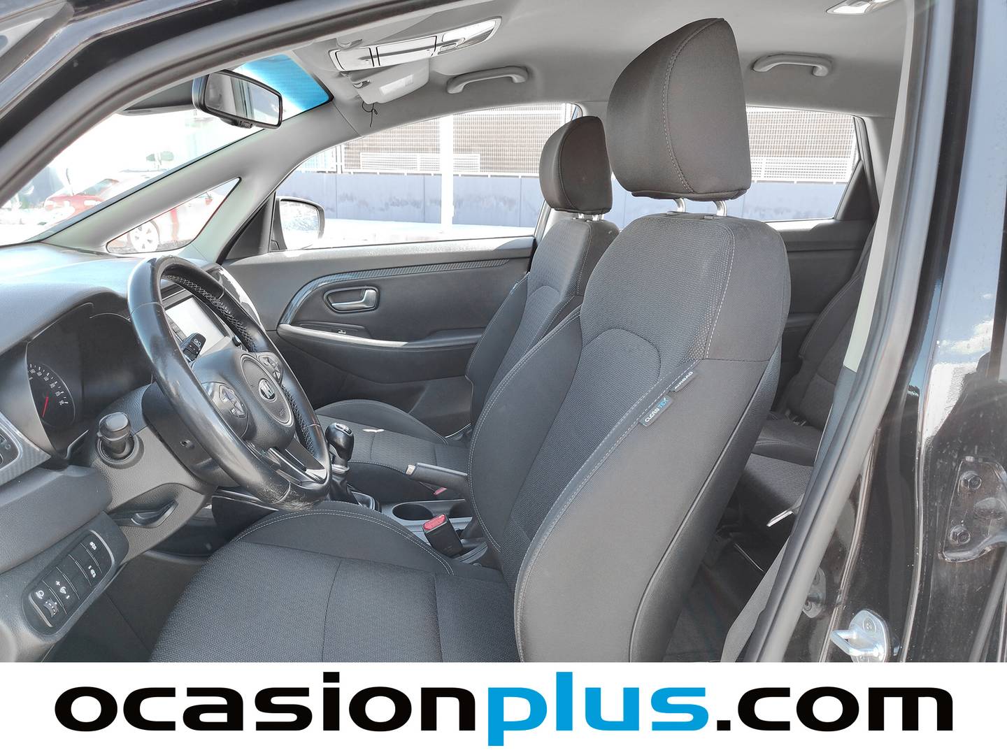 Foto asientos traseros KIA Carens KIA Carens 1.7 CRDi VGT Drive Eco-Dynamics (115 CV) 7 Plazas