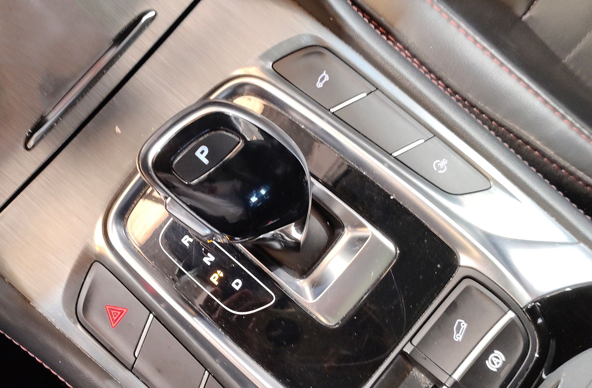 MG EHS 1.5 T-GDi PHEV Luxury - foto 5