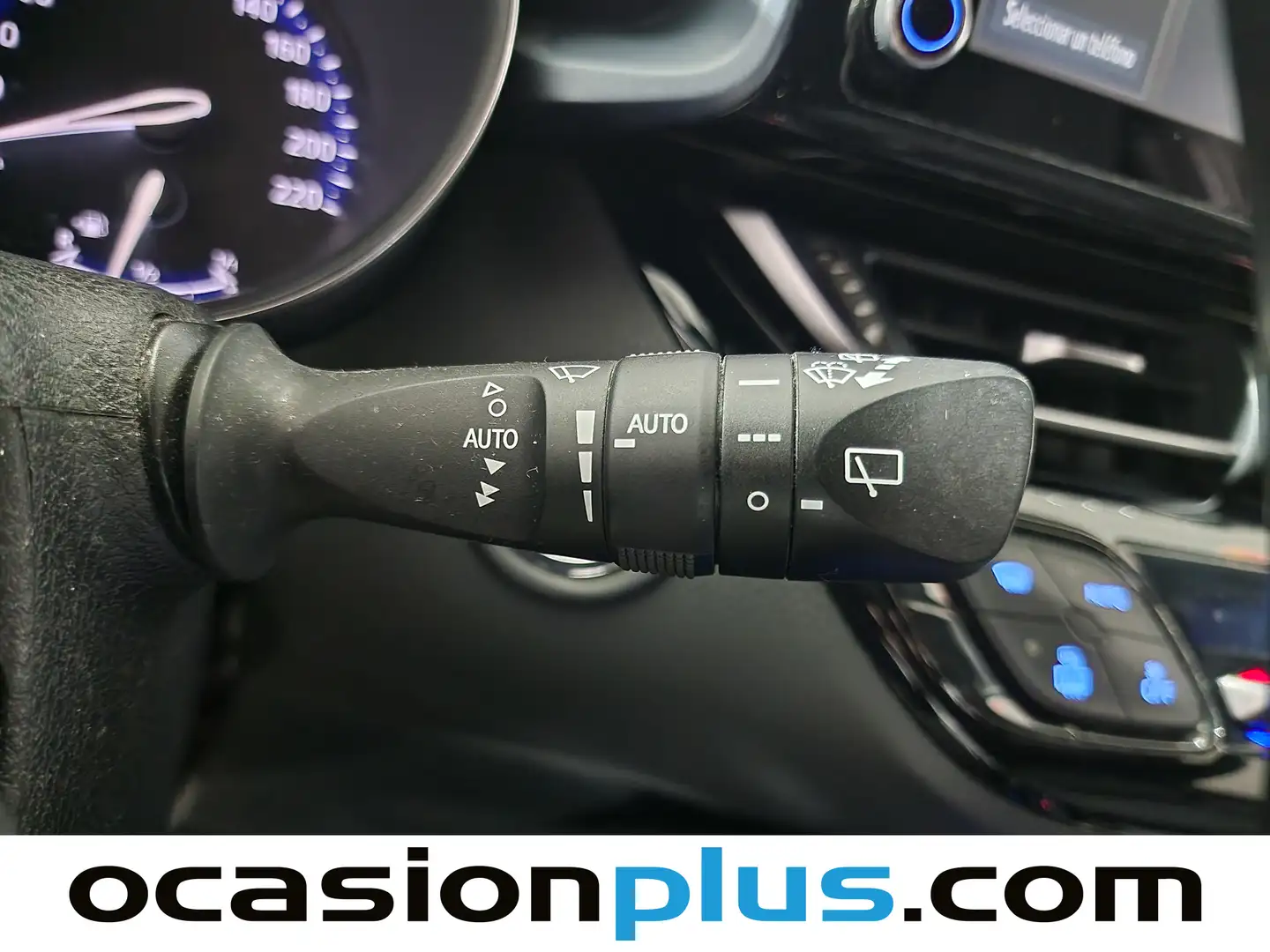 Foto Toyota C-HR Toyota C-HR 1.8 125H Advance (122 CV)