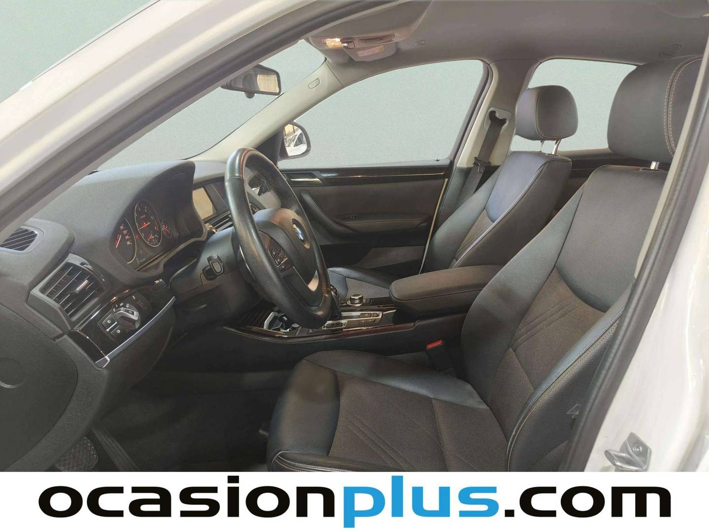 Foto asientos delanteros BMW X4 BMW X4 xDrive30d (258 CV)