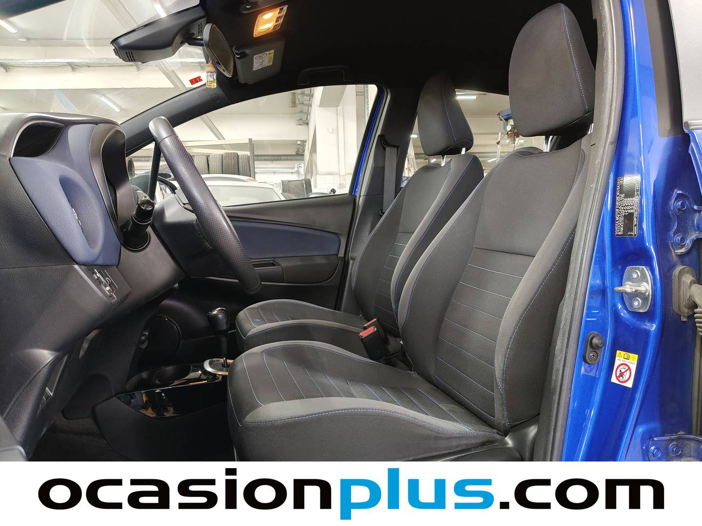 Foto asientos delanteros Toyota Yaris Toyota Yaris 1.5 Hybrid Feel (100 CV)
