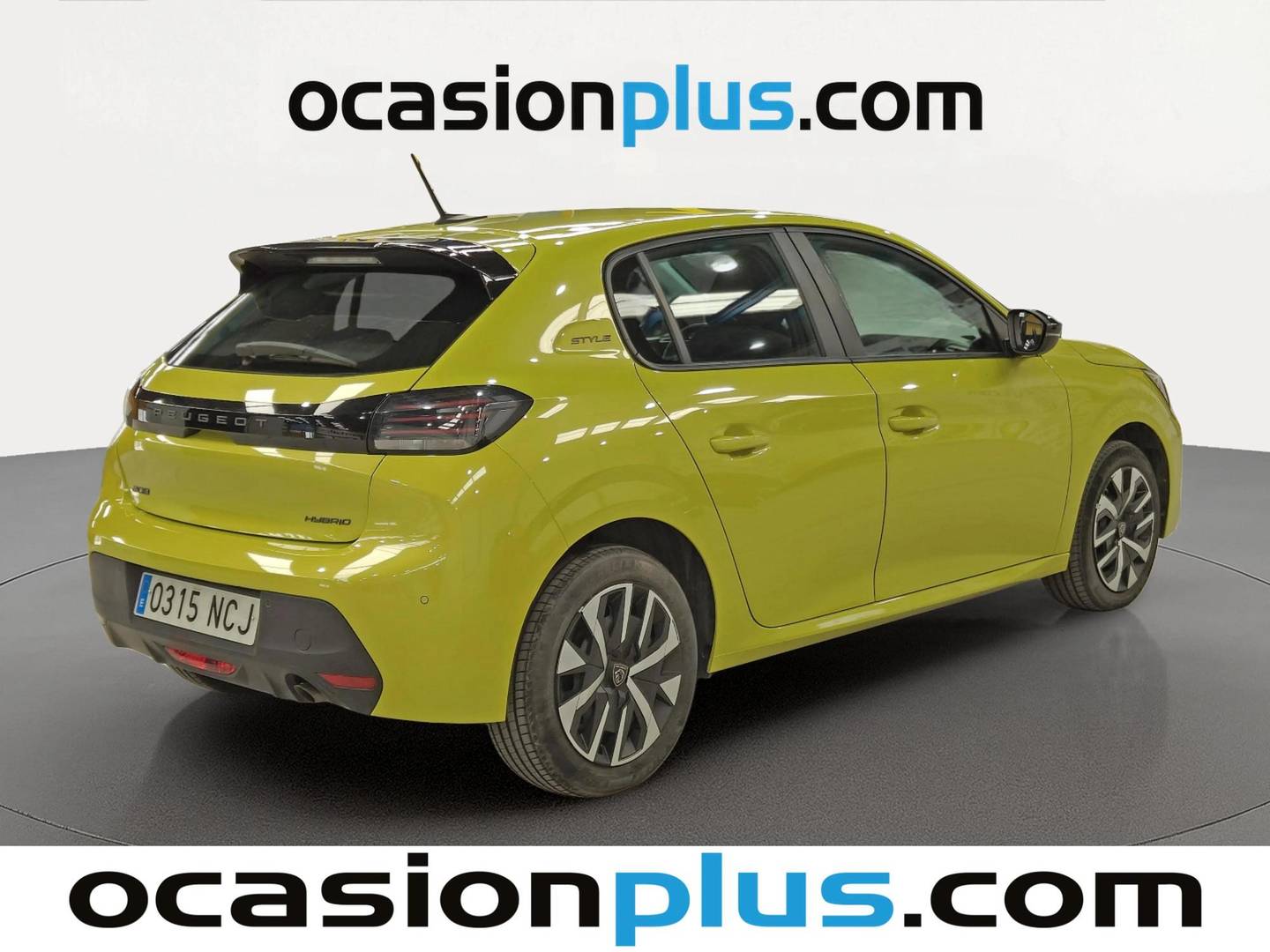 Foto trasera Peugeot 208 Peugeot 208 Style Hybrid 110 eDCS6 (110 CV) derecha
