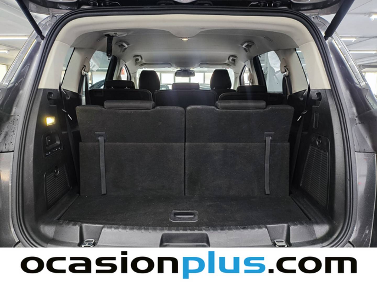 Foto Ford S-MAX Ford S-Max 2.0 TDCI Titanium (150 CV) 7 Plazas siete plazas