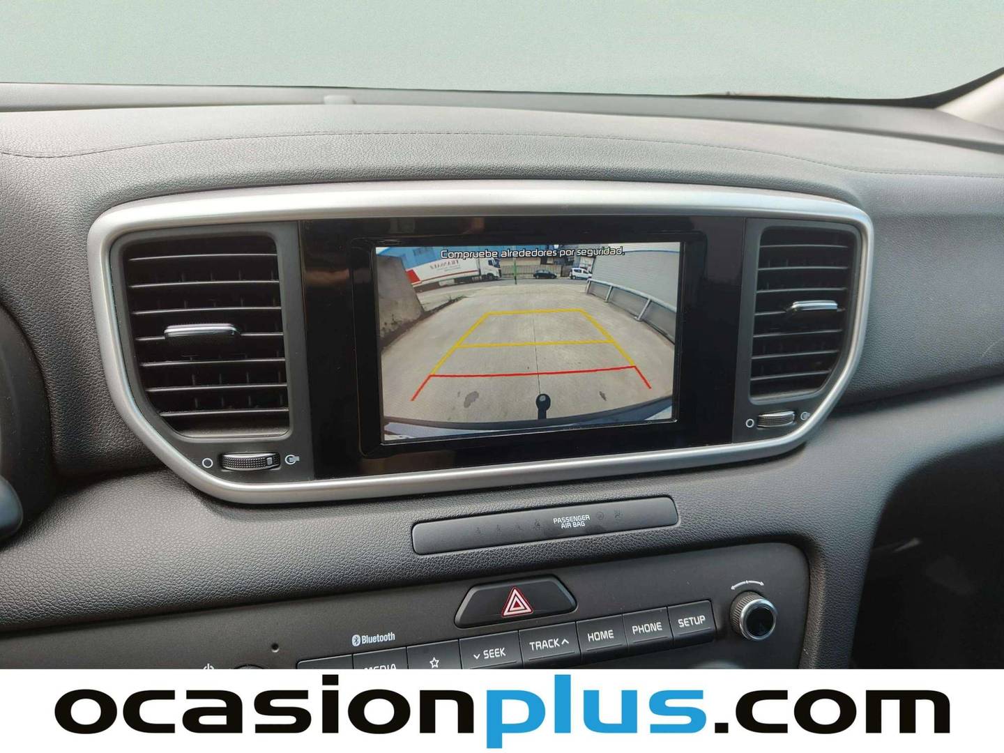 Equipamiento del KIA Sportage KIA Sportage 1.6 MHEV Concept 4x2 (115 CV)
