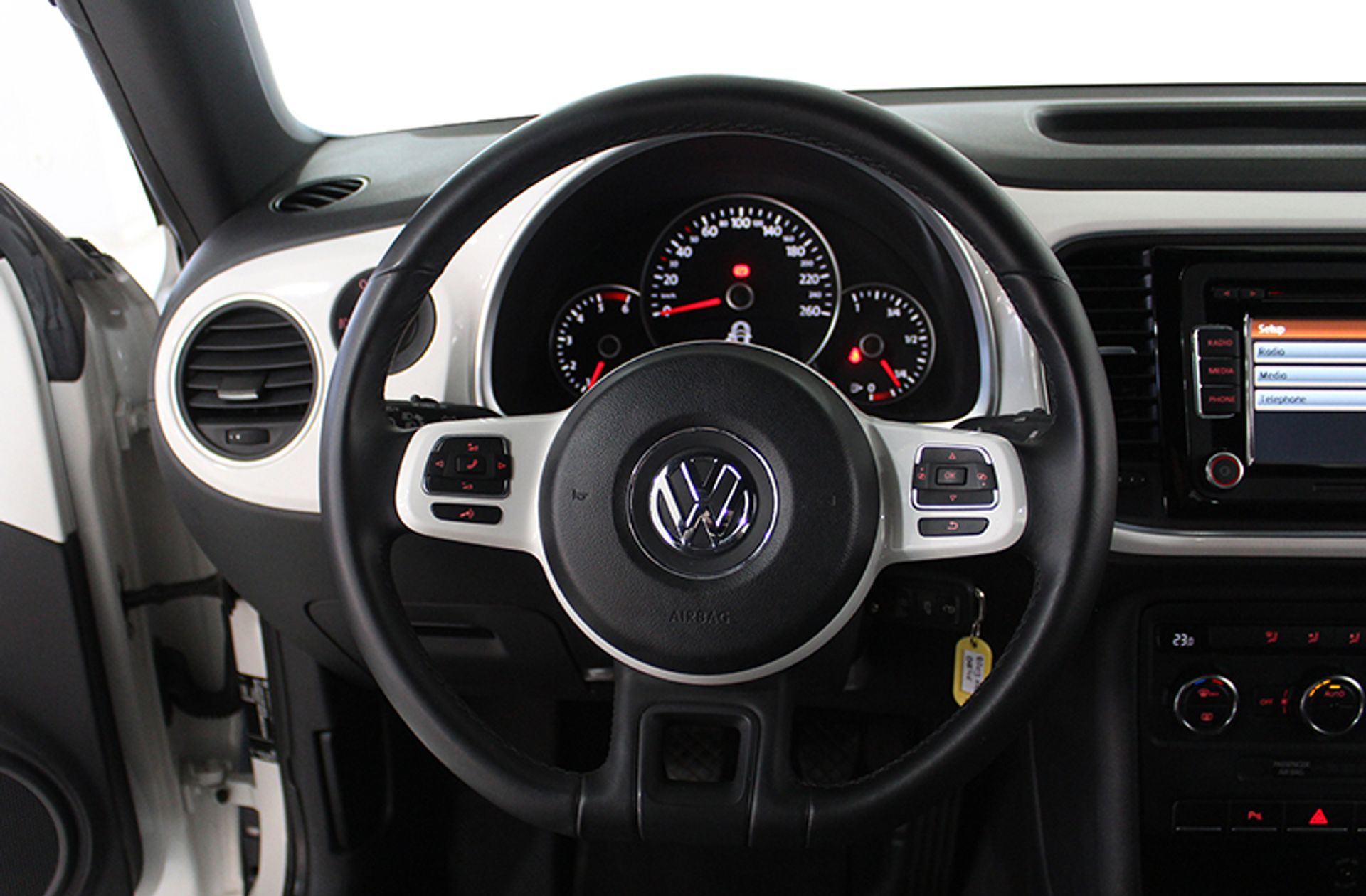 Volkswagen Beetle 1.6 TDI Design - foto 21
