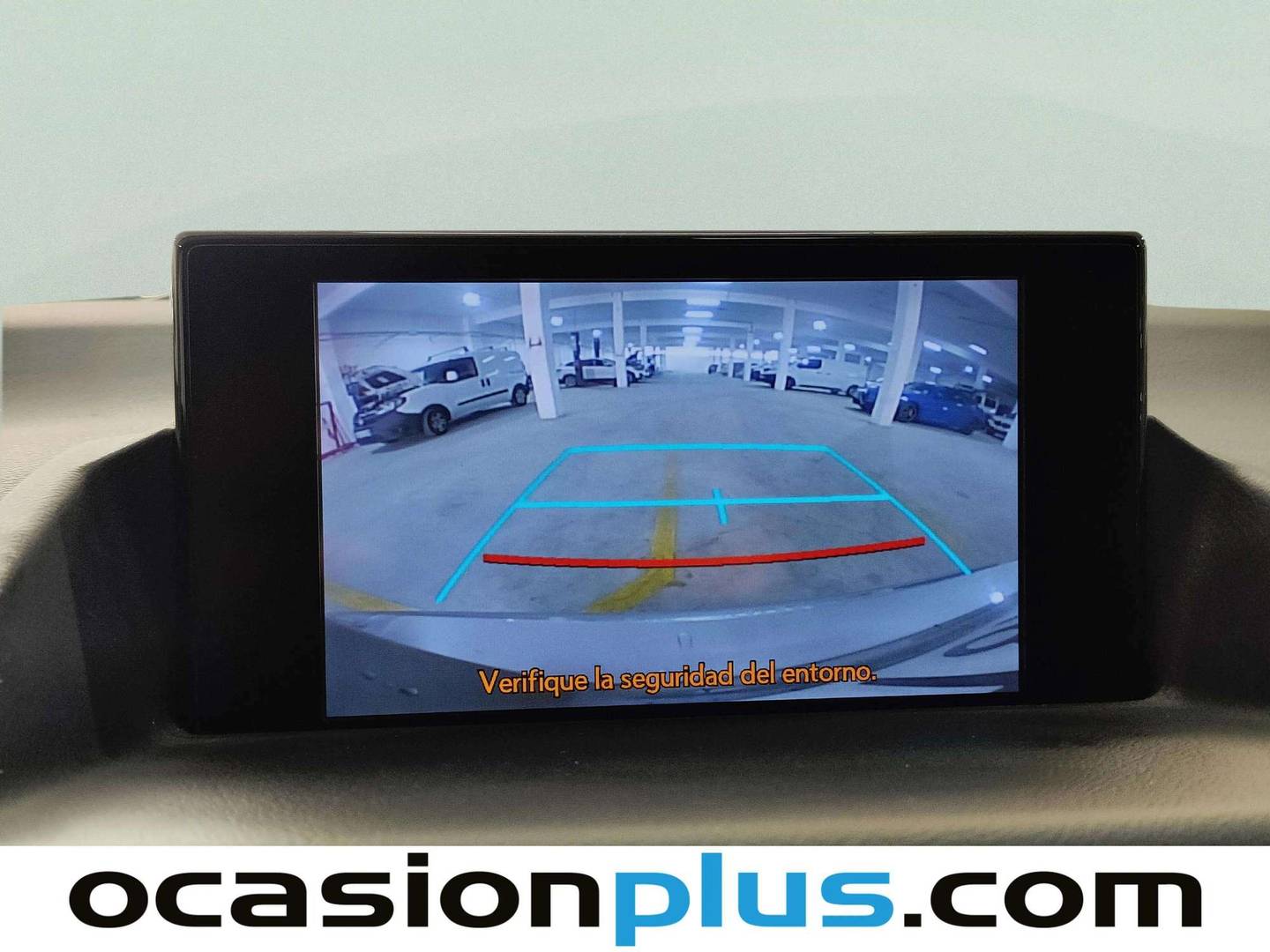 Extras y acabados del Lexus CT Lexus CT 200h Business (136 CV)