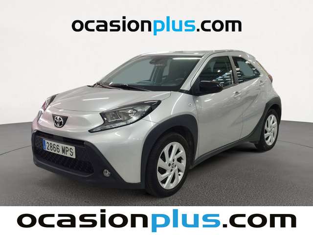 Toyota Aygo X Cross 1.0 VVT-I Play (72 CV) de segunda mano