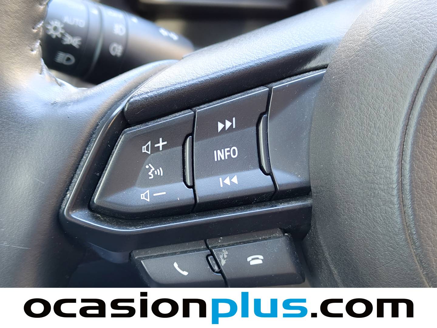 Foto Mazda Mazda2 Mazda Mazda 2 1.5 GE Sport Red Edition  (90 CV)