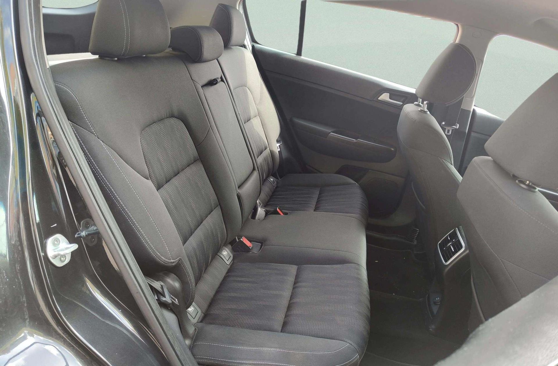 Kia Sportage 1.7 CRDi VGT Eco-Dynamics Concept 4x2 - foto 14