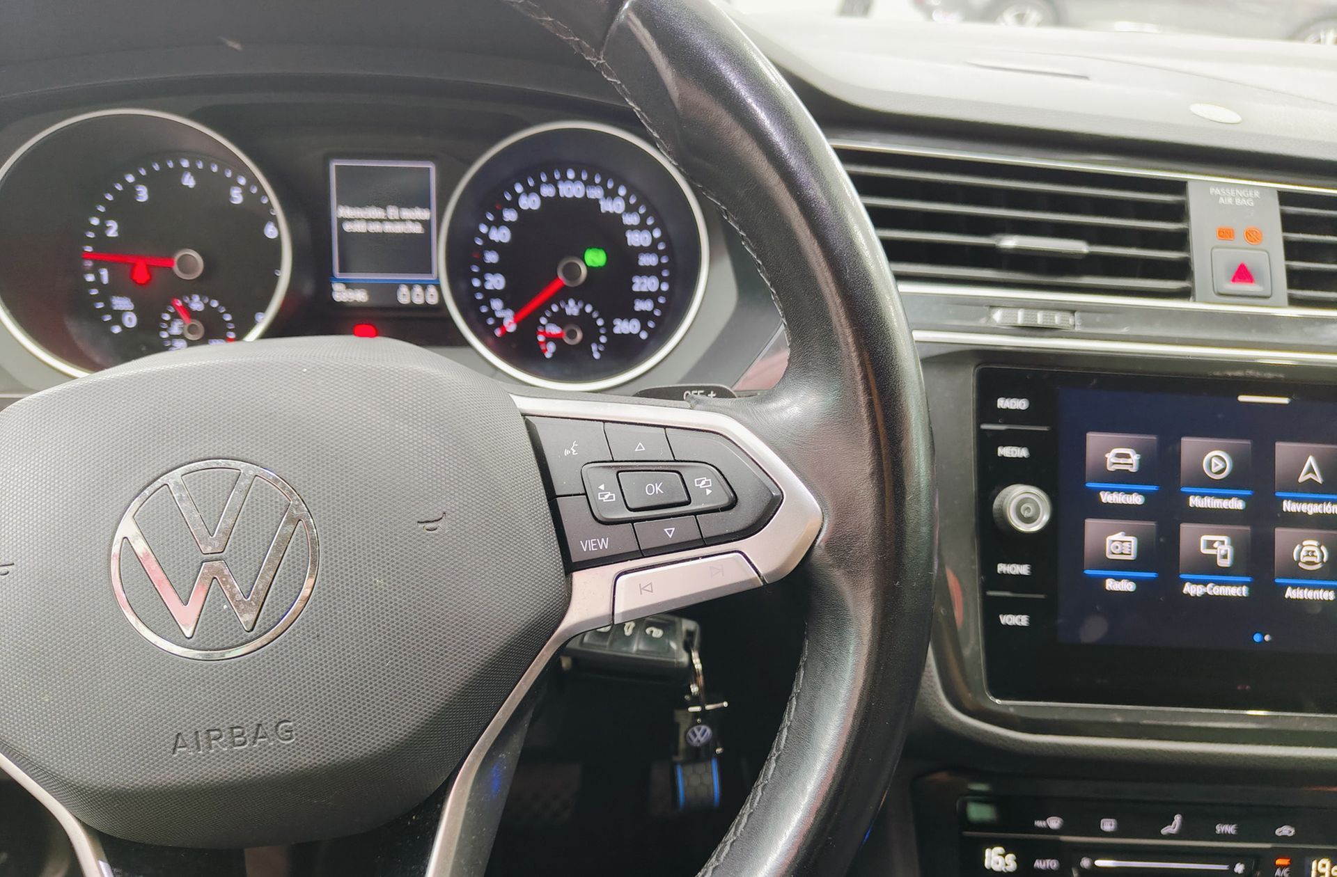 Volkswagen Tiguan Life 1.5 TSI DSG - foto 32