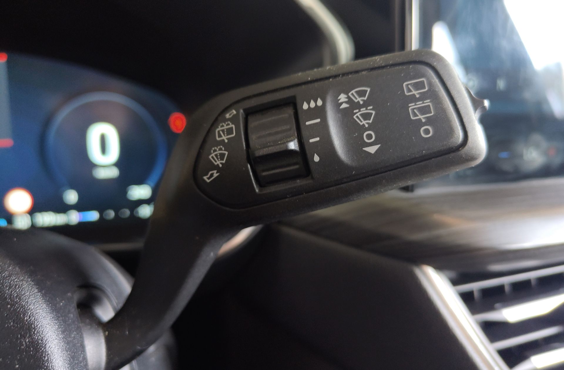 Ford Kuga 2.5 Duratec PHEV Active X - foto 32