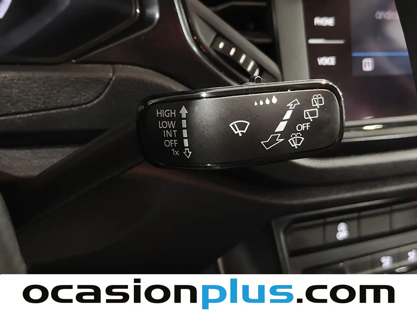 Foto Volkswagen T-Roc Volkswagen T-Roc Edition 1.0 TSI (115 CV)