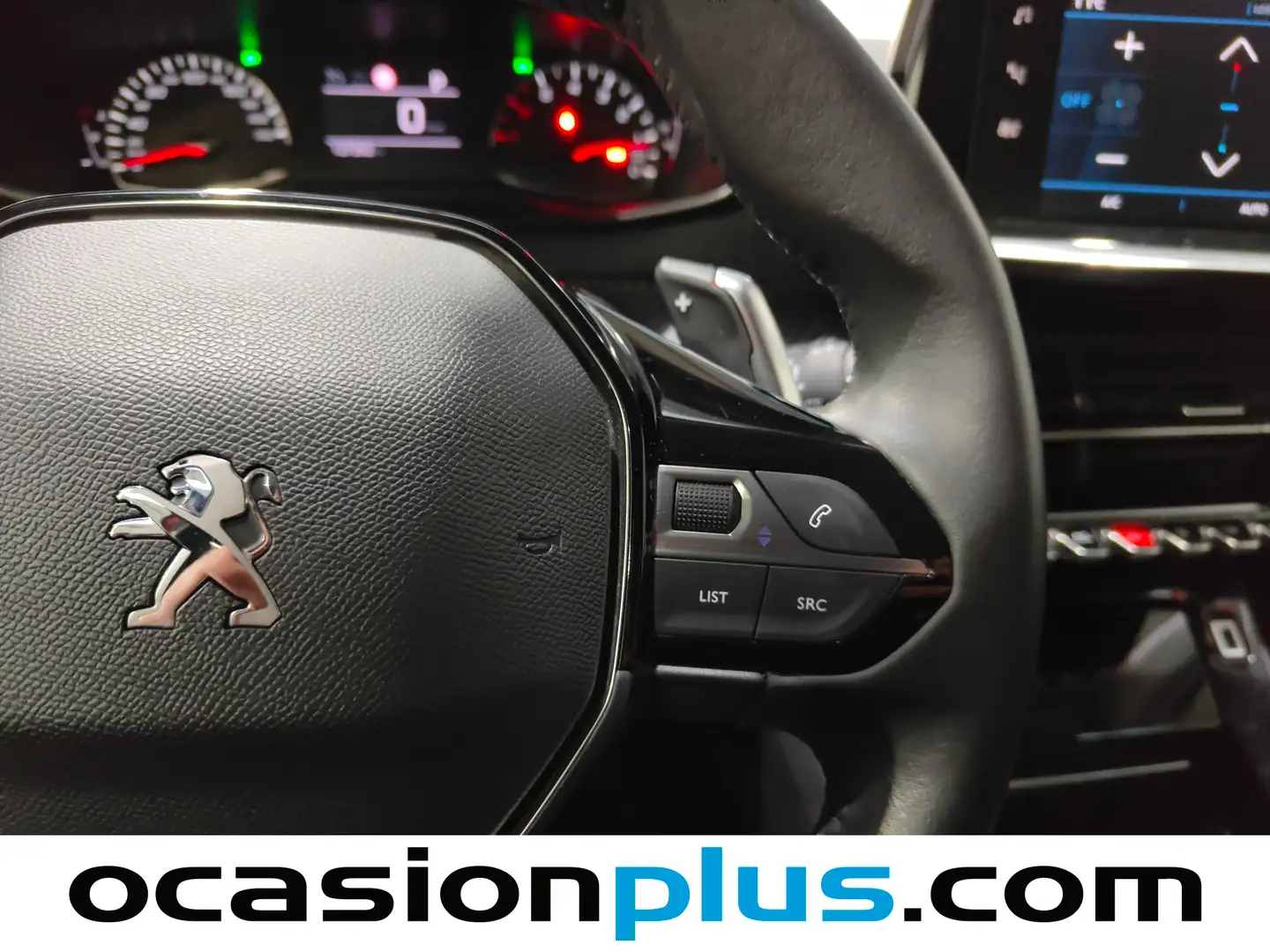 Foto Peugeot 2008 Peugeot 2008 PureTech 130 S&S Allure EAT8 (130 CV)