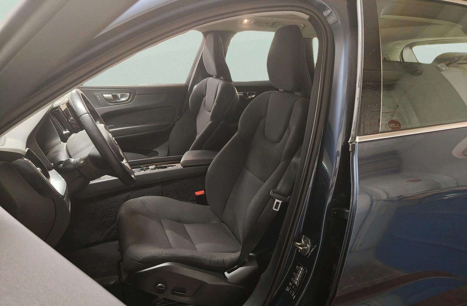 Volvo XC60 T6 Recharge Inscription AWD - foto 12