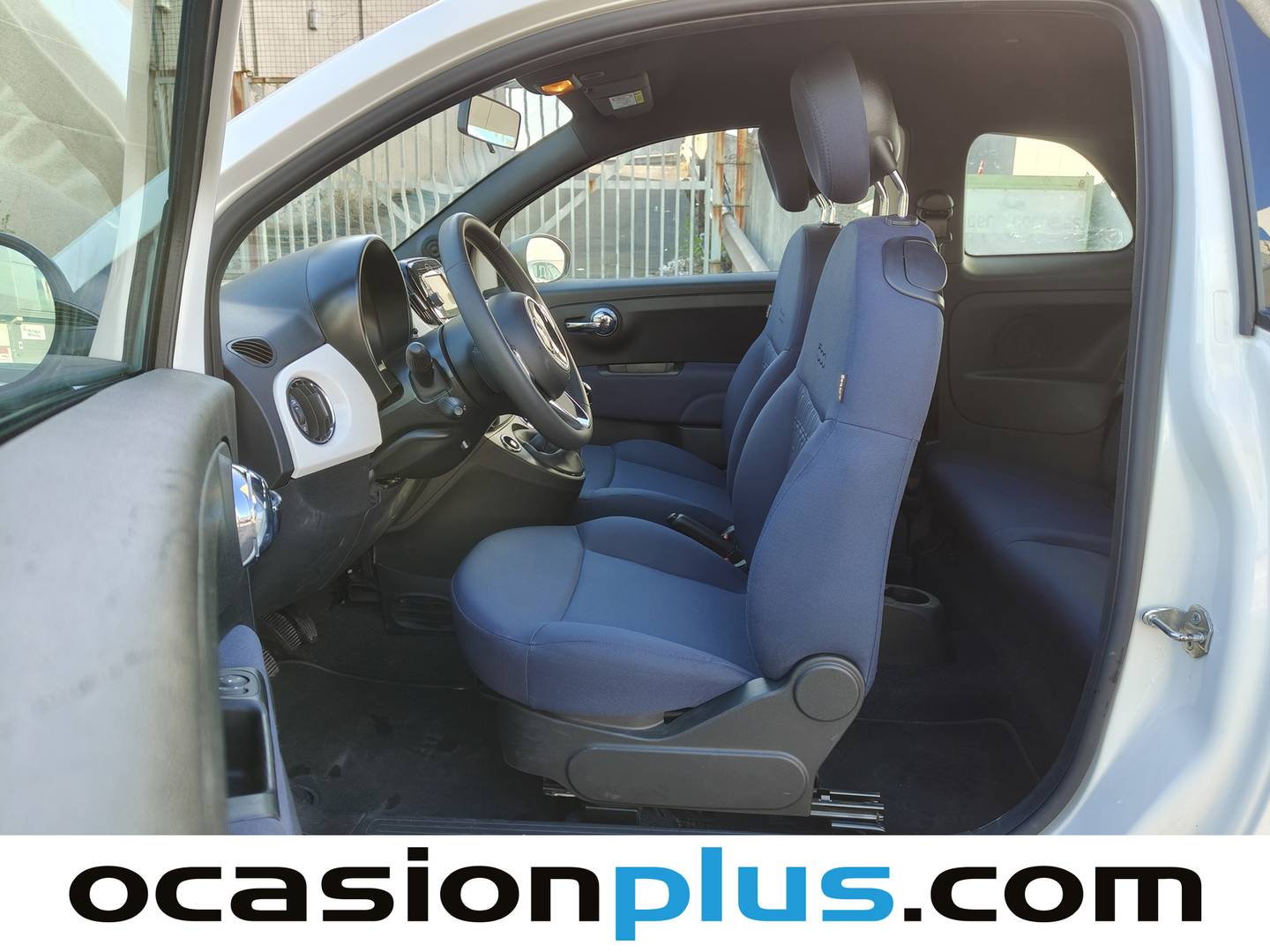 Foto asientos delanteros Fiat 500 Fiat 500 1.0 Hybrid Cult (70 CV)