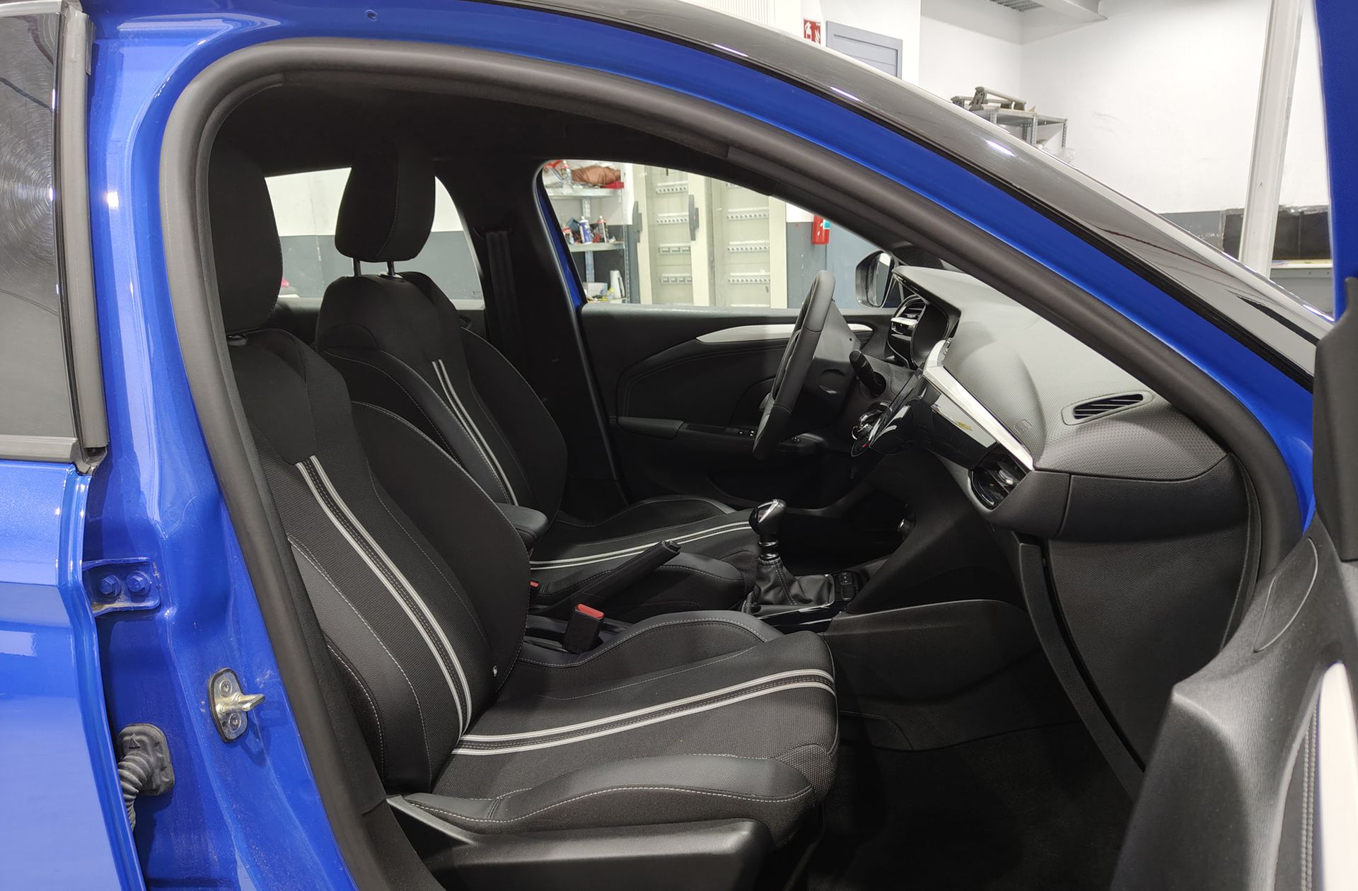 Opel Corsa 1.2T XHL GS - foto 18