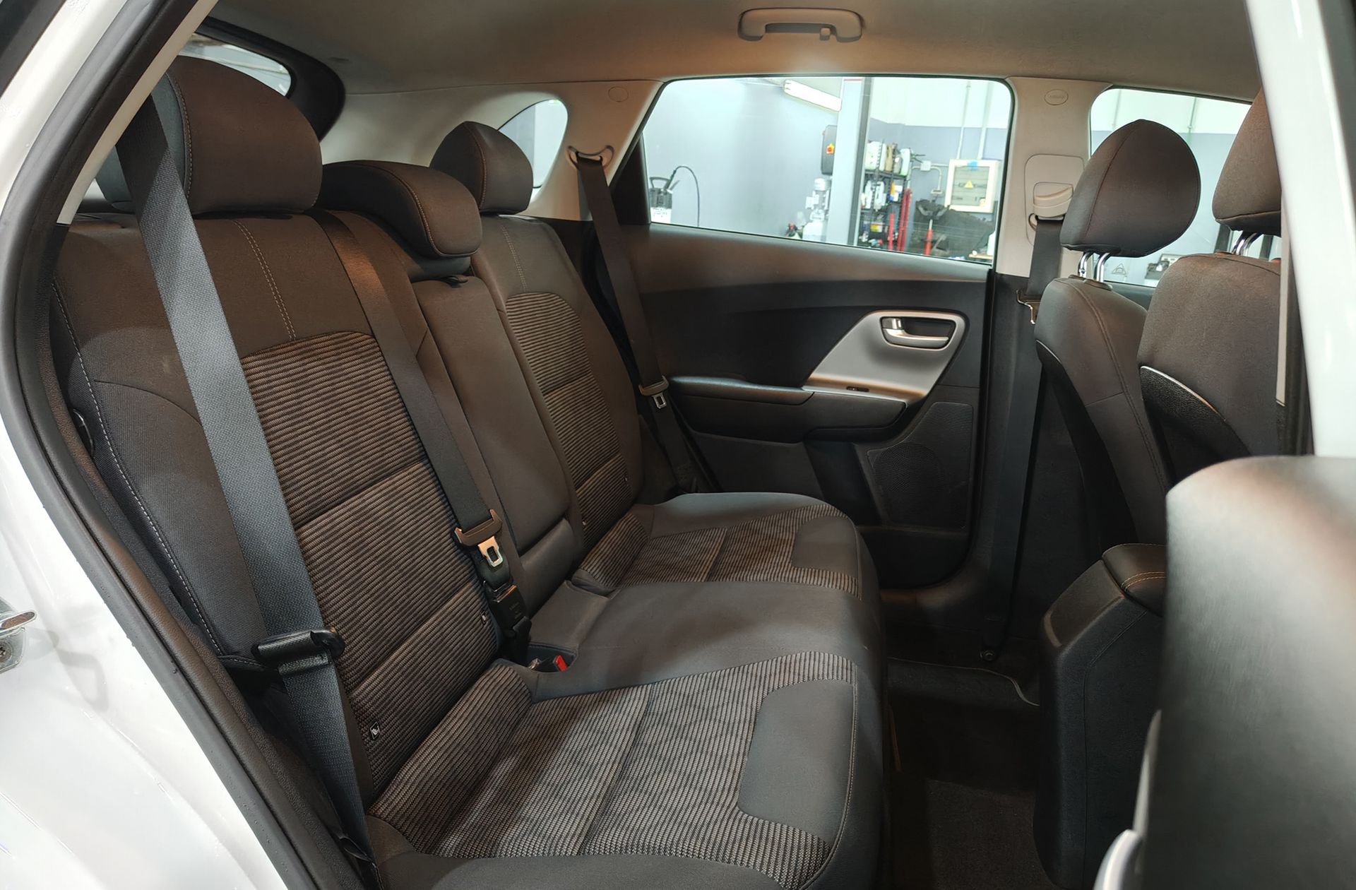Kia Niro 1.6 GDi HEV Híbrido Drive - foto 17