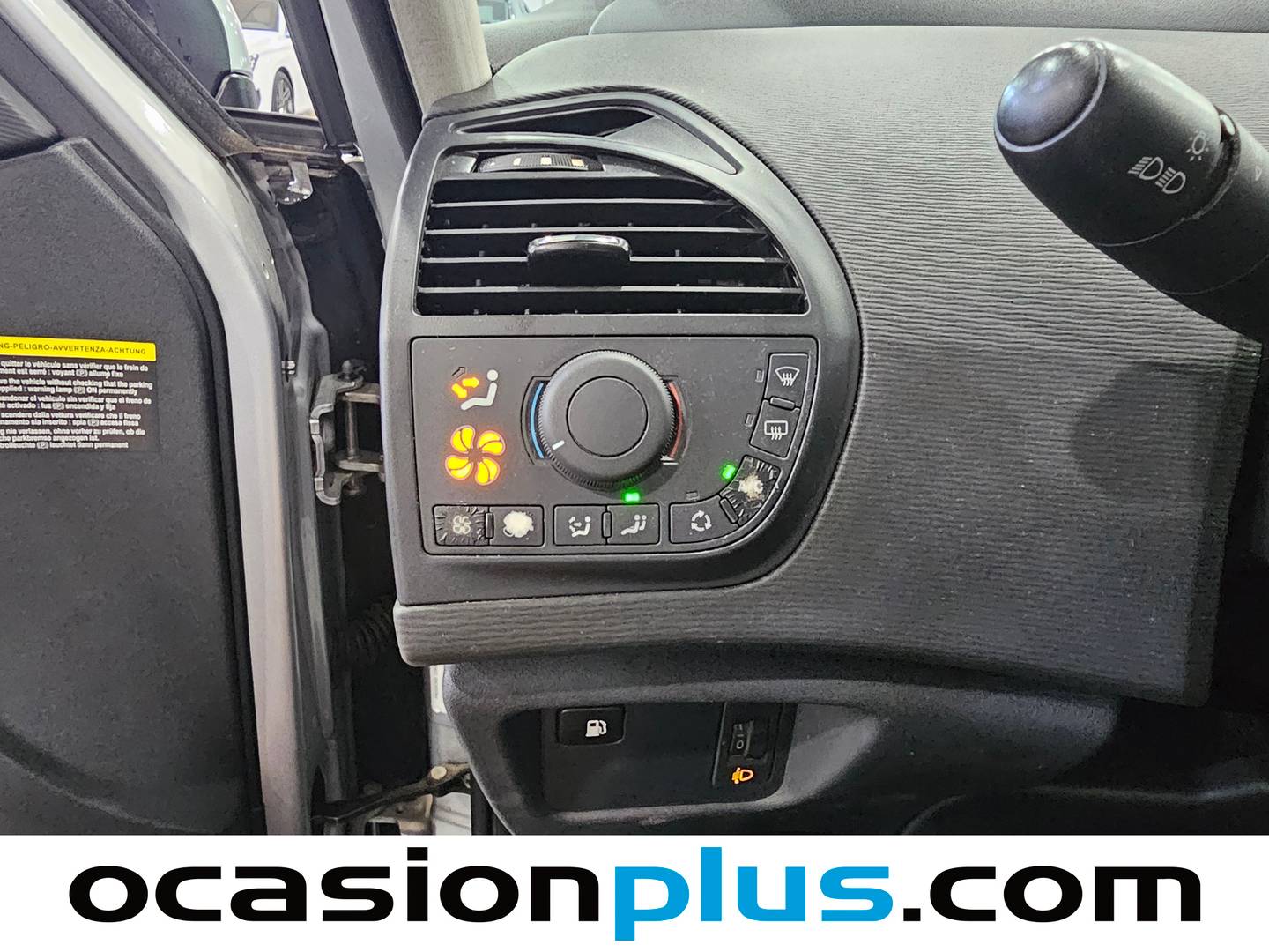 Extras y acabados del Citroën Grand C4 Picasso Citroën Grand C4 Picasso 1.6 VTi First (120 CV)