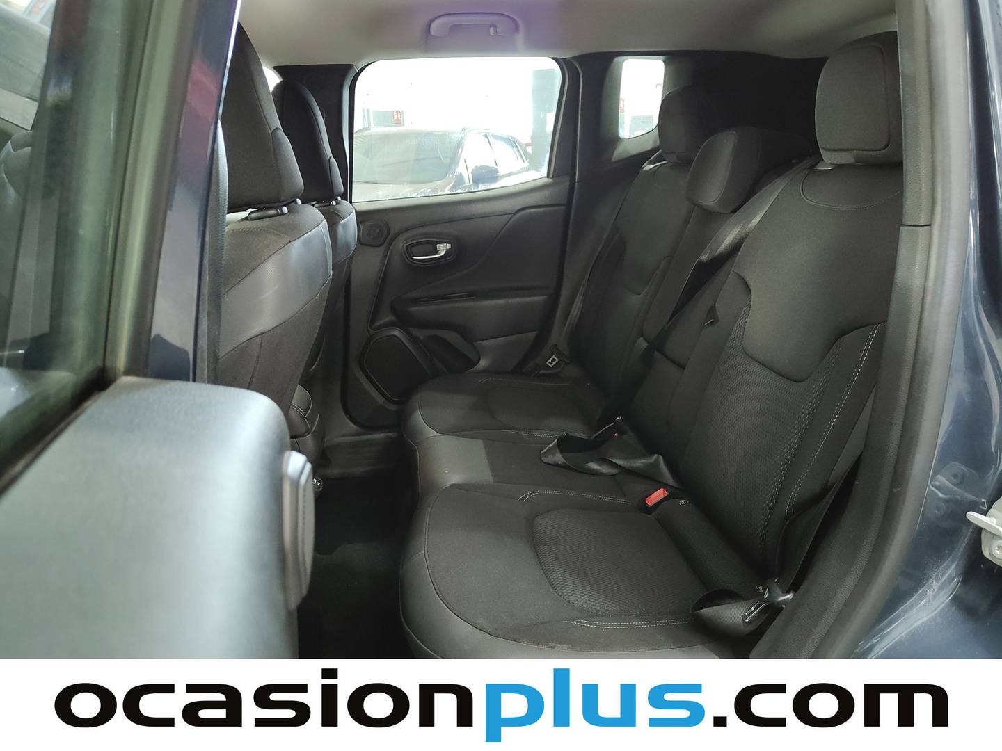 Foto asientos traseros Jeep Renegade Jeep Renegade 1.3 PHEV S AWD AT (240 CV)
