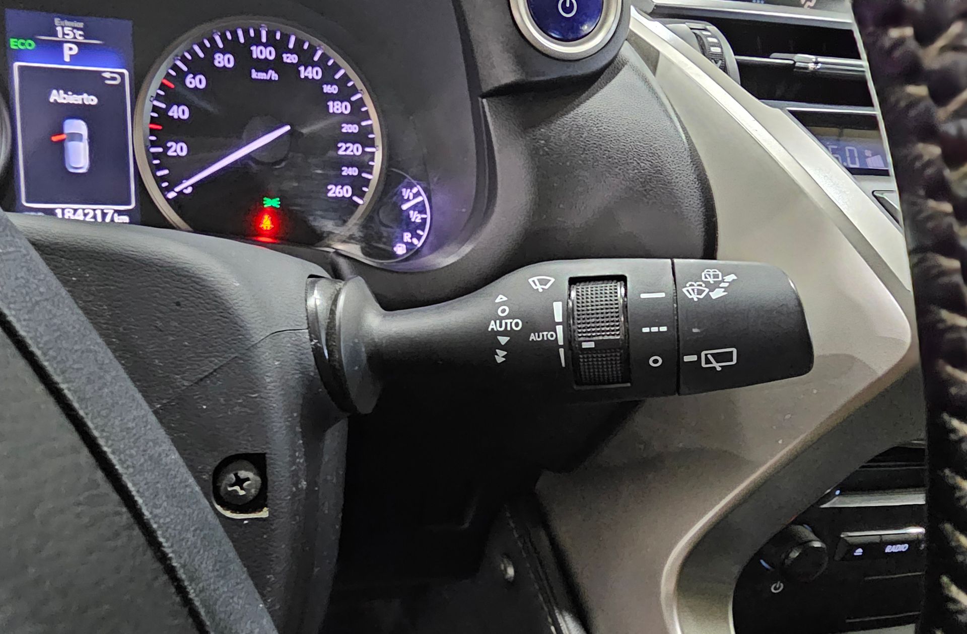 Lexus NX 300h Corporate 2WD - foto 30
