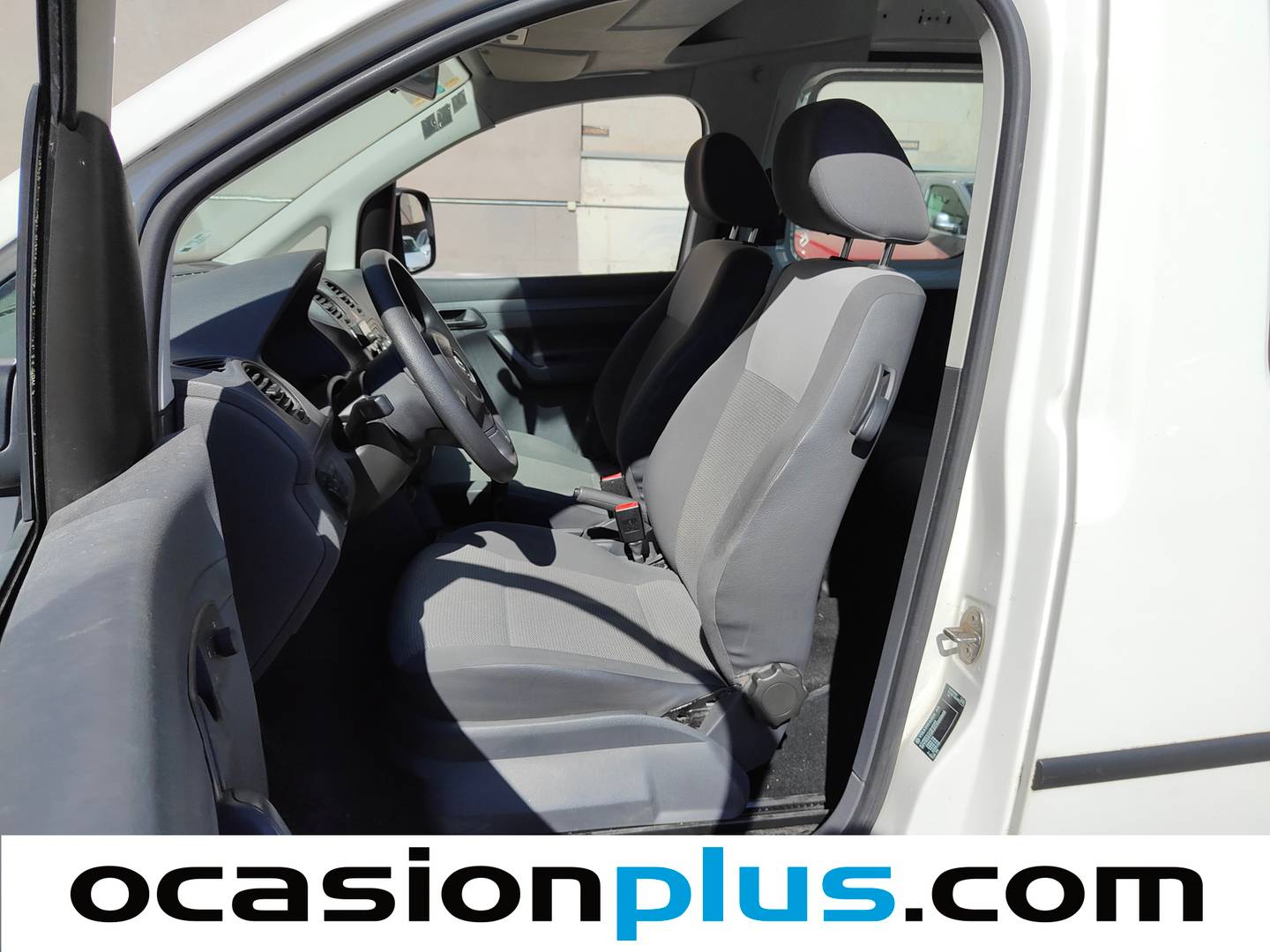 Foto asientos delanteros Volkswagen Caddy Volkswagen Caddy Profesional Kombi Batalla Corta 1.6 TDI (102 CV)