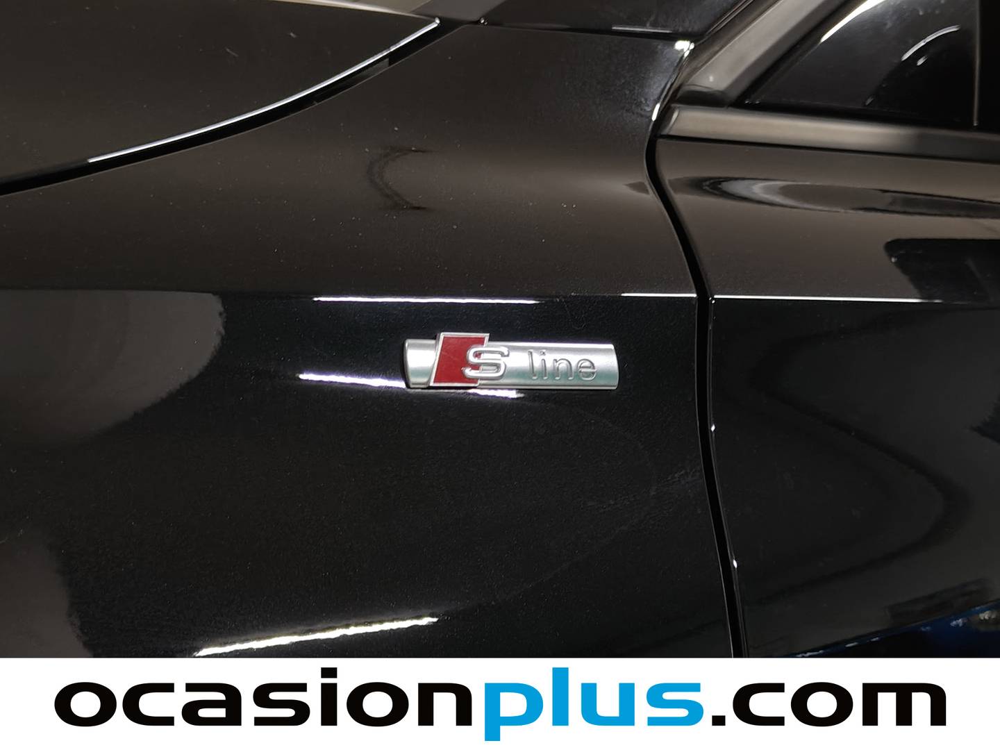Extras y acabados del Audi A3 Audi A3 Sportback S line 35 TFSI (150 CV)