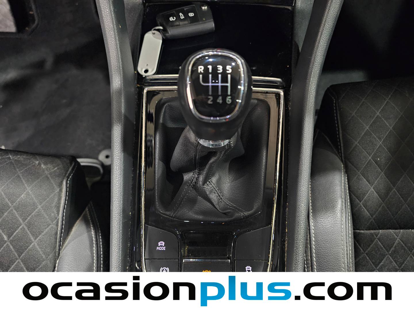 Foto Skoda Karoq Skoda Karoq 2.0 TDI Style (150 CV)