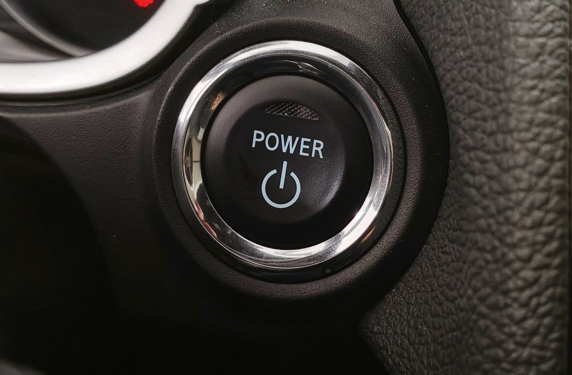 Mitsubishi Eclipse Cross 2.4 PHEV Kaiteki 4WD - foto 38