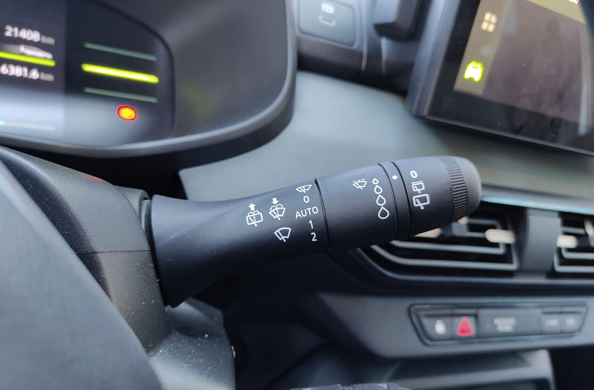 Dacia Jogger Extreme Hybrid 7 plazas - foto 30