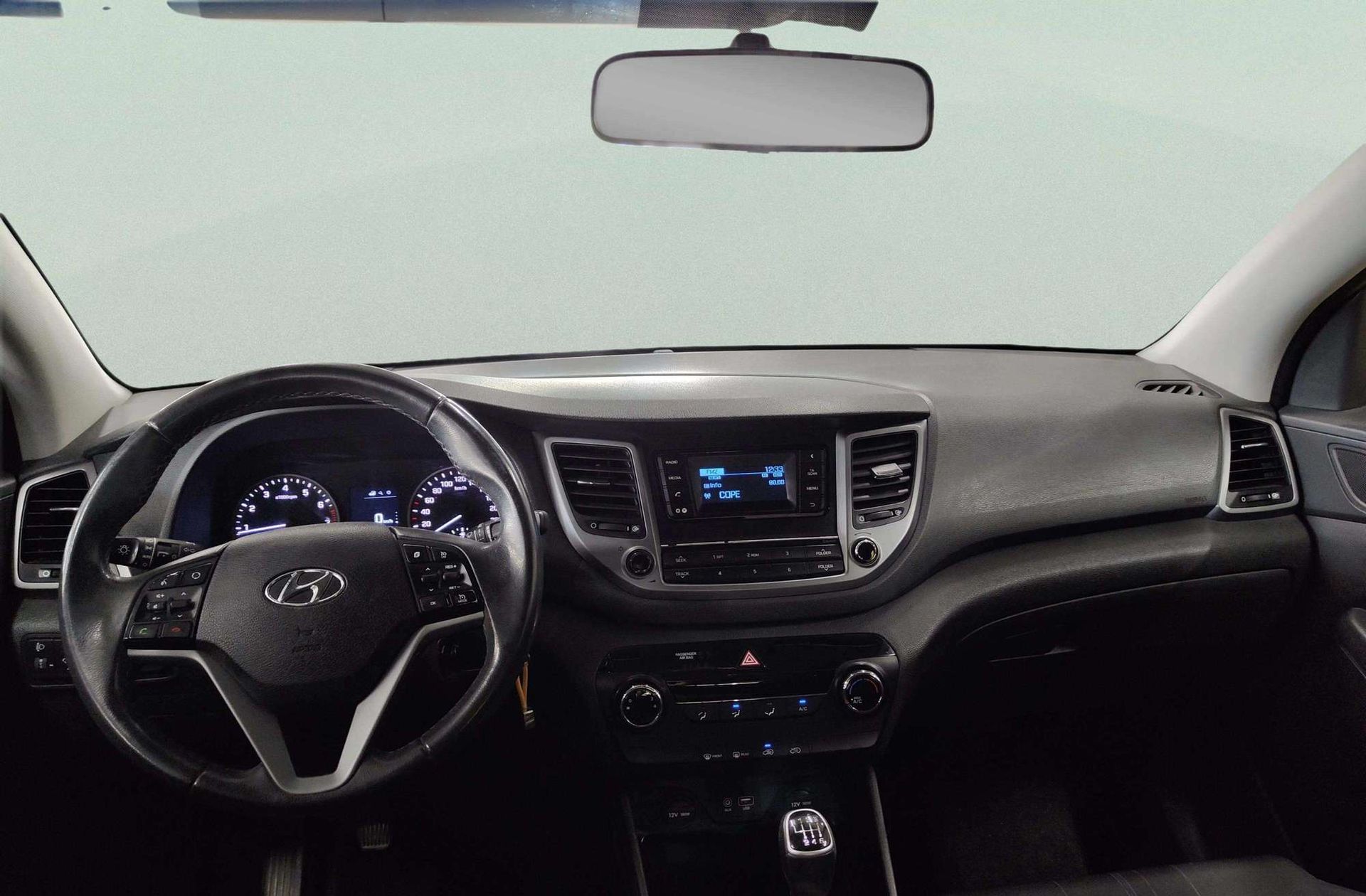 Hyundai Tucson 1.6 GDI BlueDrive Essence 4x2 - foto 6