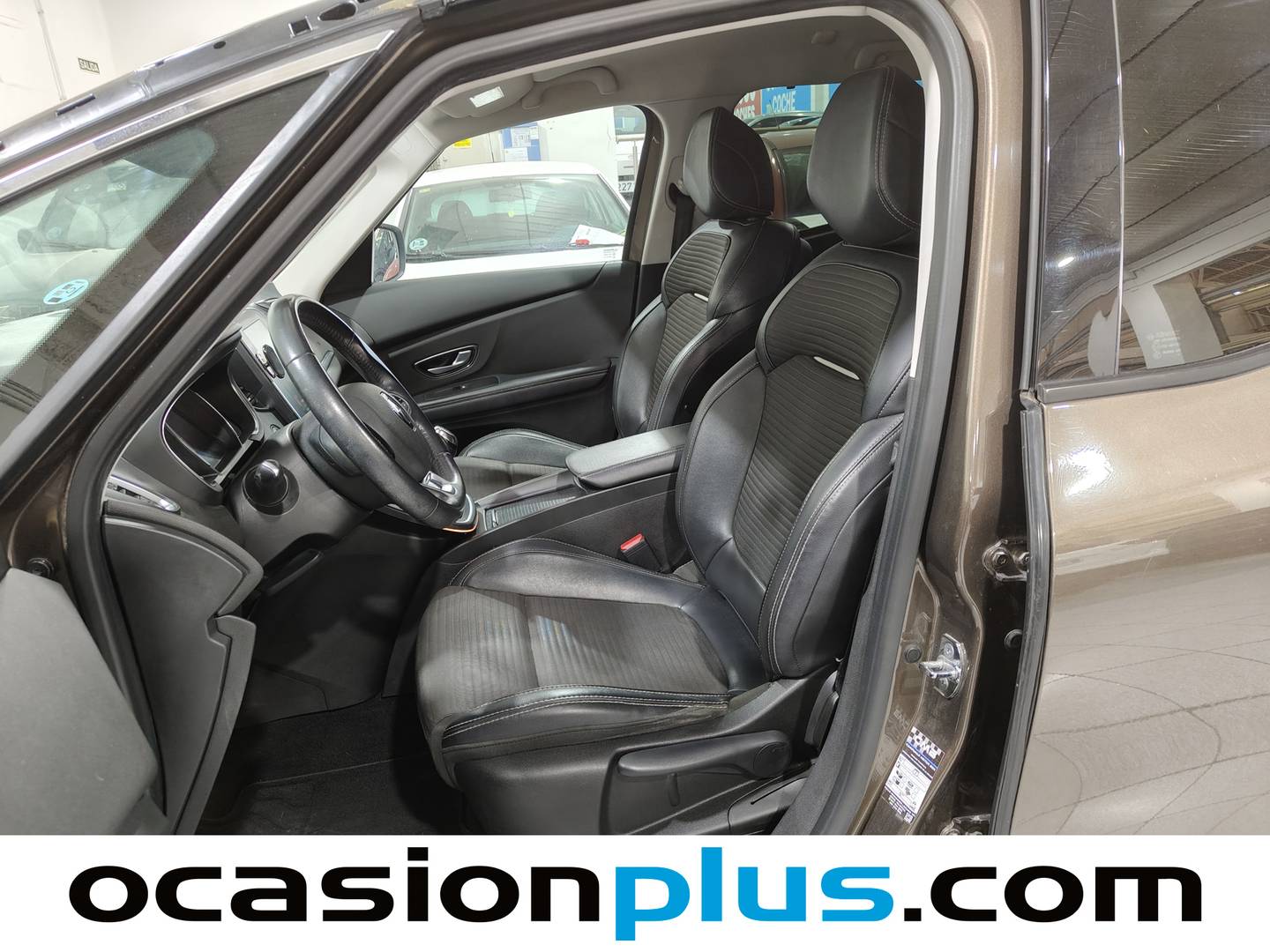 Foto asientos delanteros Renault Grand Scénic Renault Grand Scenic Scenic Zen TCe (130 CV)