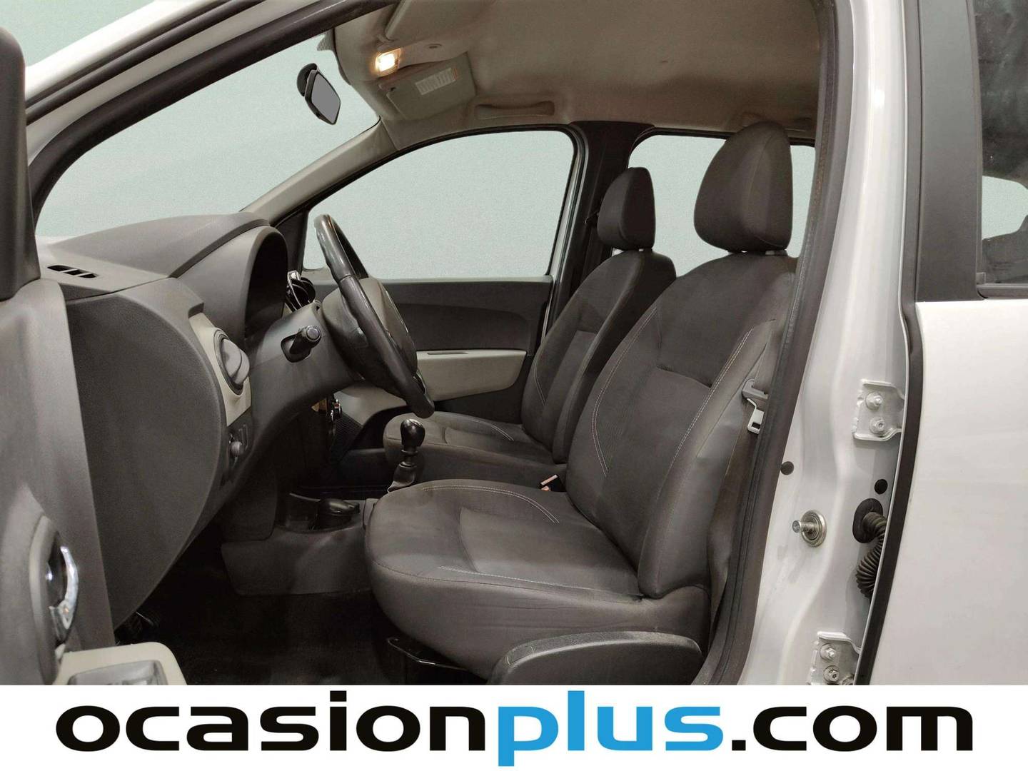 Foto asientos delanteros Dacia Lodgy Dacia Lodgy dCi 110 Laureate (107 CV) 7 Plazas