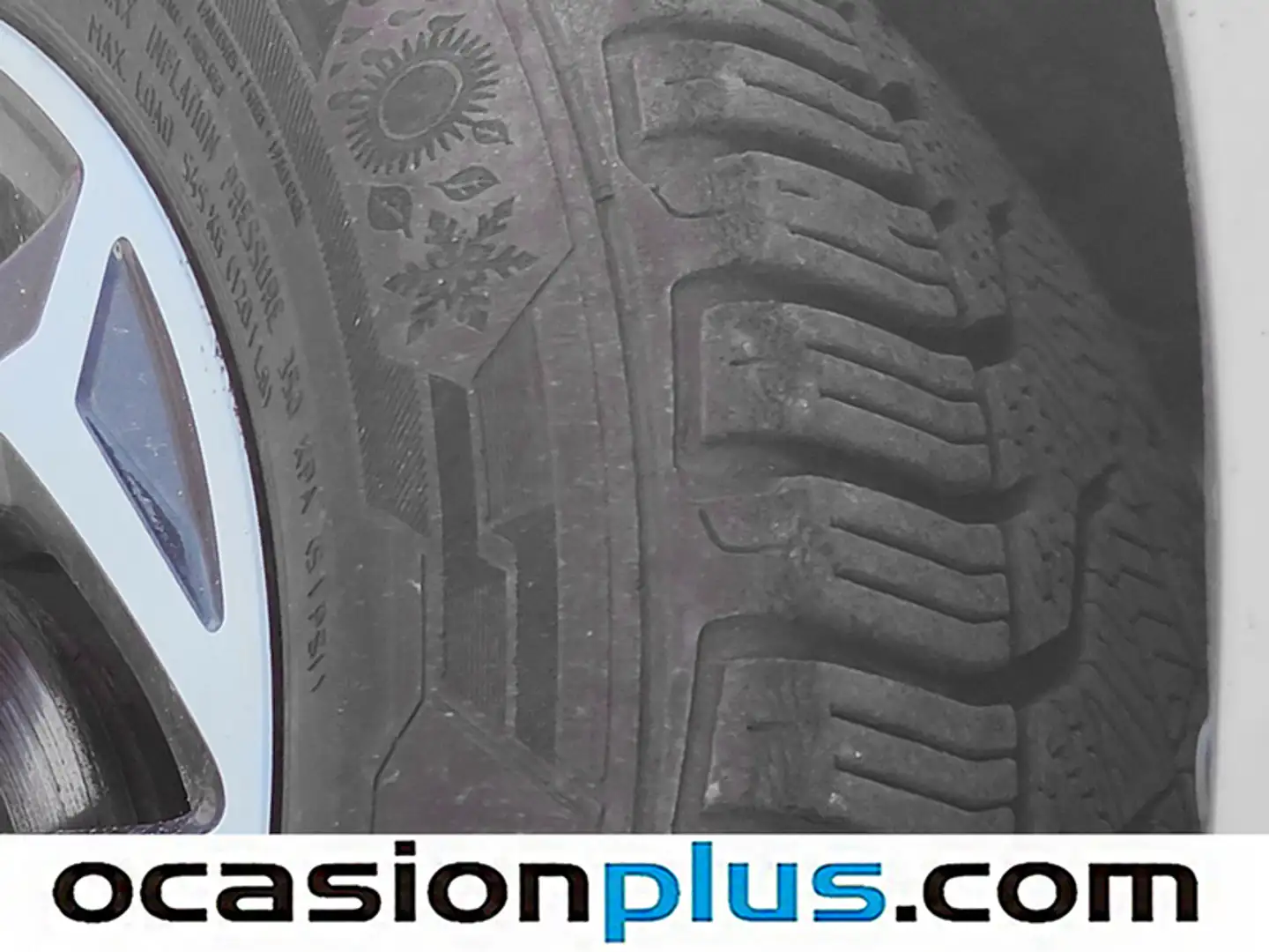 Foto Toyota Yaris Toyota Yaris 1.5 120H Business Plus (116 CV)