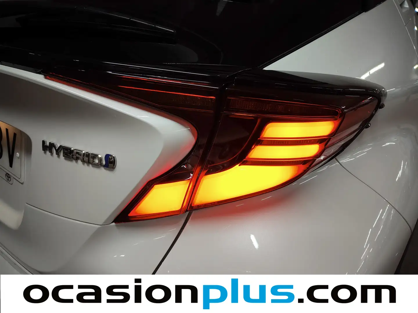 Foto Toyota C-HR Toyota C-HR 180H GR Sport (184 CV)