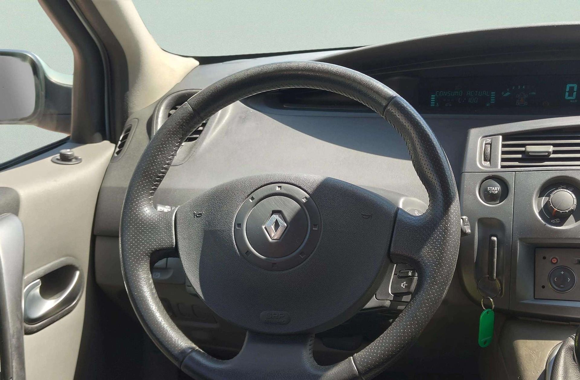 Renault Scénic 1.5 dCi Confort Dynamique - foto 19