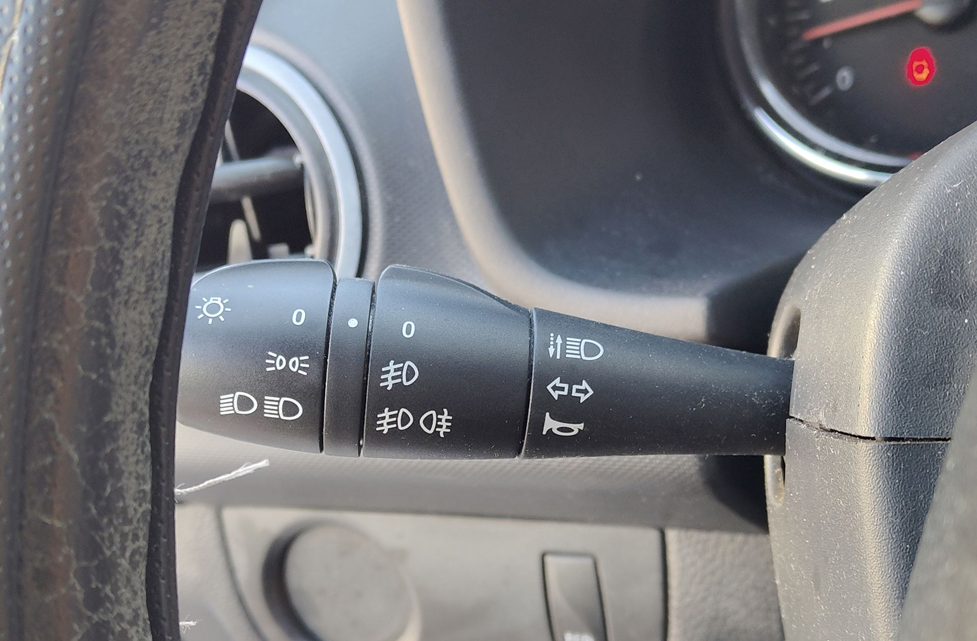 Dacia Sandero Stepway TCe - foto 20