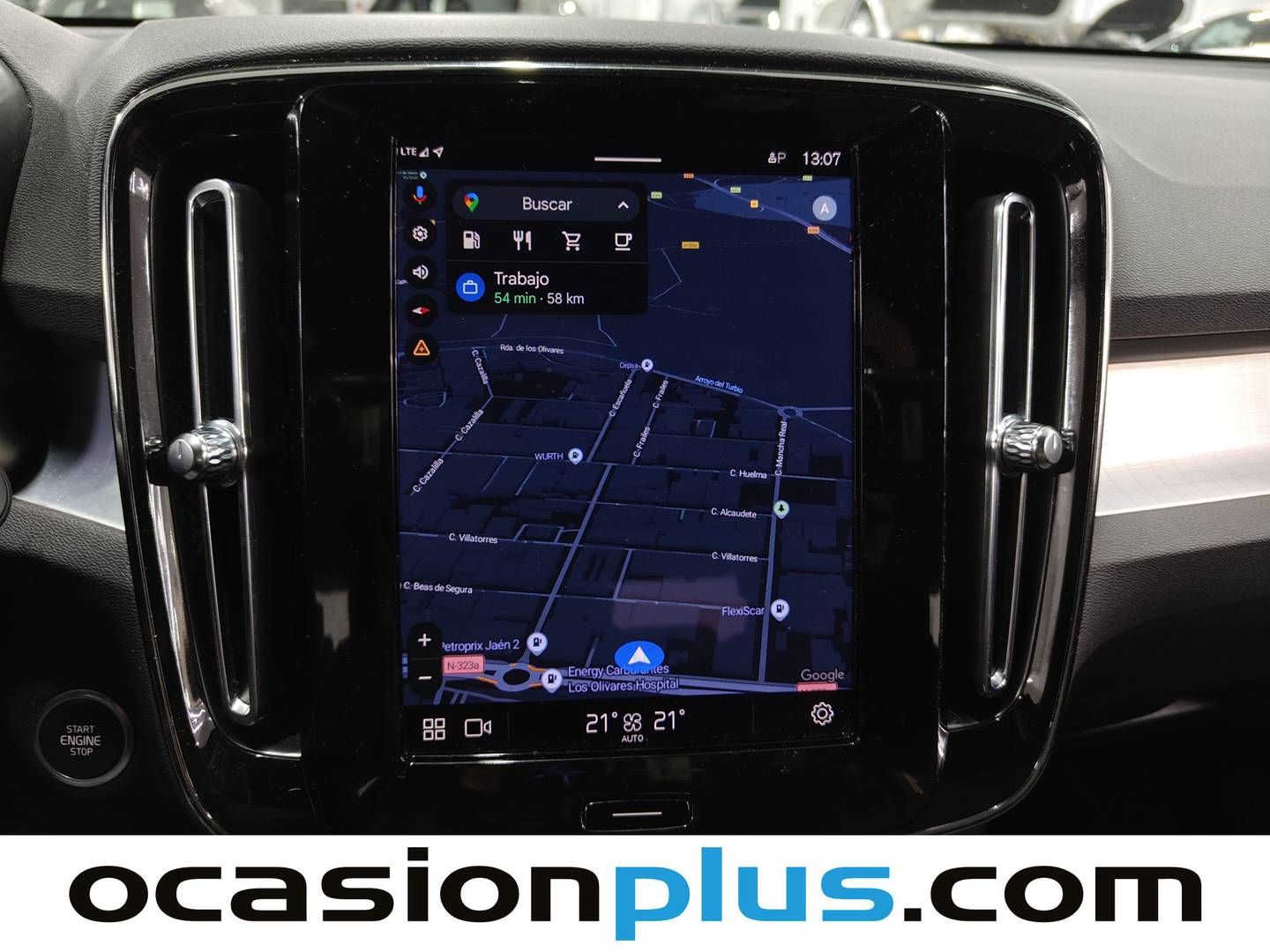 Foto Volvo XC40 Volvo XC40 B3 G Core Auto (163 CV)