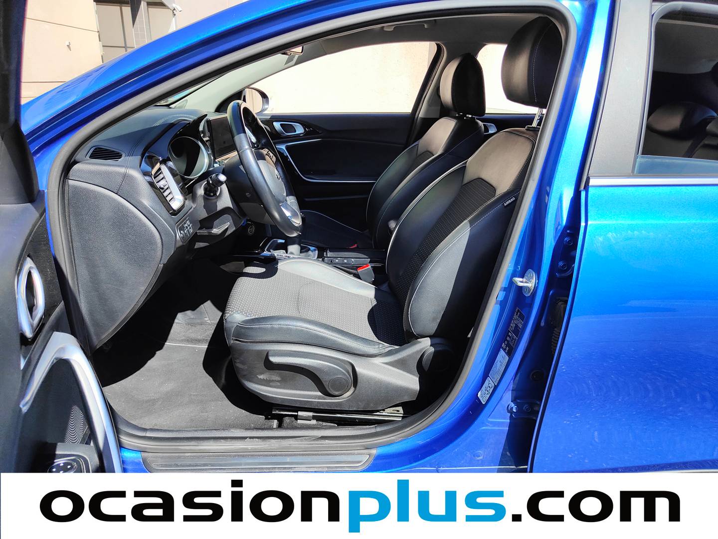 Foto asientos delanteros KIA XCeed KIA XCeed 1.6 MHEV iMT Tech (115 CV)