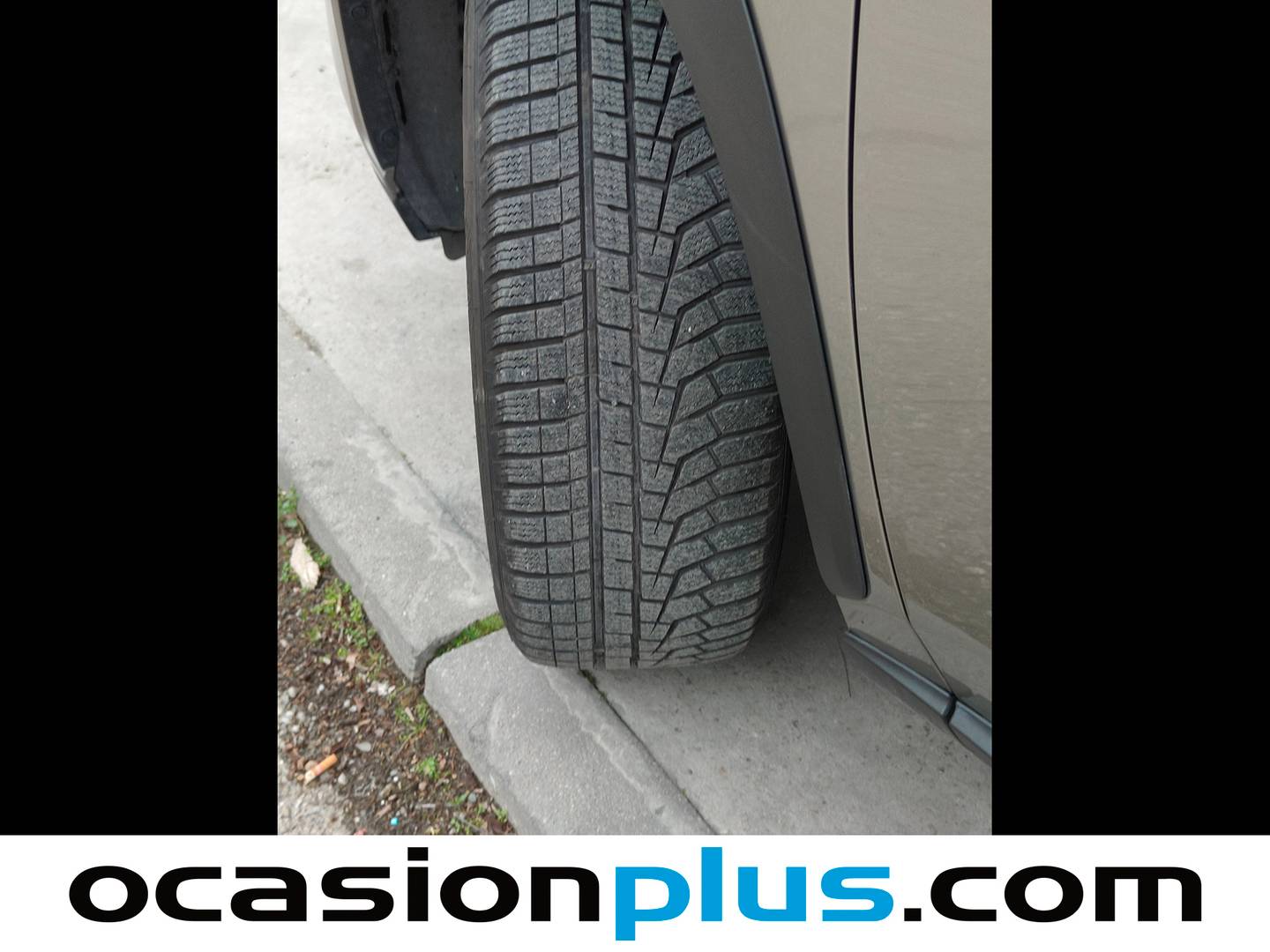 Foto Lexus NX Lexus NX 300h Business Navigation 2WD (197 CV)