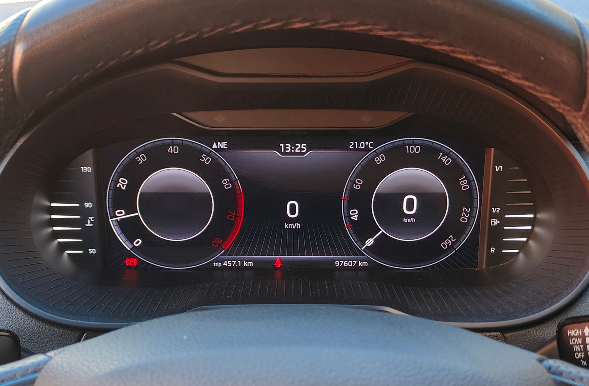 Škoda Octavia Combi 1.5 TSI Ambition - foto 21