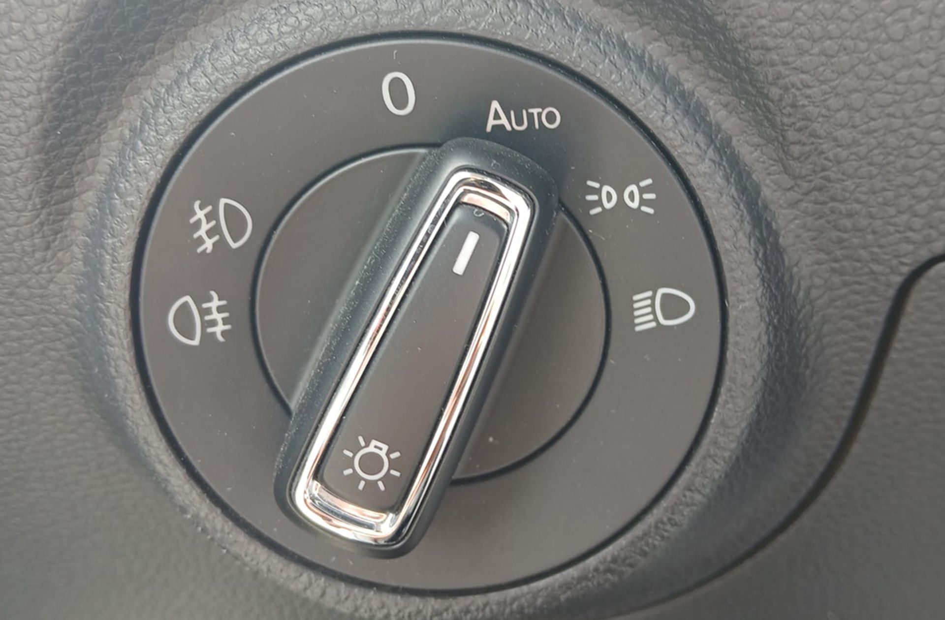 SEAT Arona 1.6 TDI Ecomotive Style - foto 25