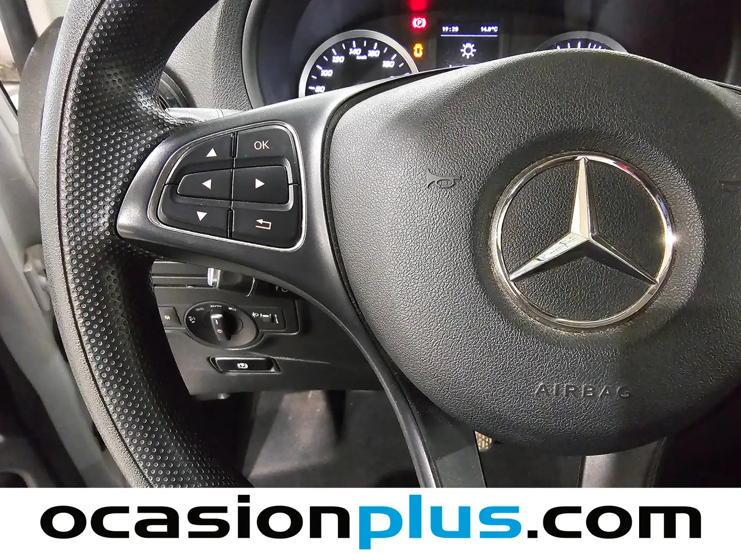 Foto Mercedes Vito Mercedes-Benz Vito Combi 114 CDI Tourer Base Larga (136 CV) 9 PLAZAS