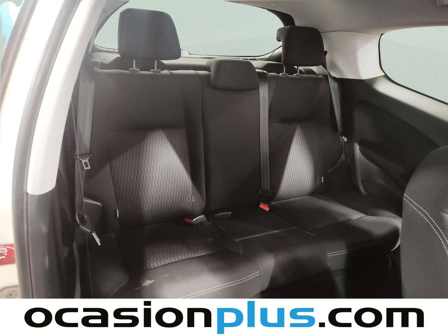Peugeot 208 Peugeot 208 1.6 BlueHDi Active (75 CV) 2015